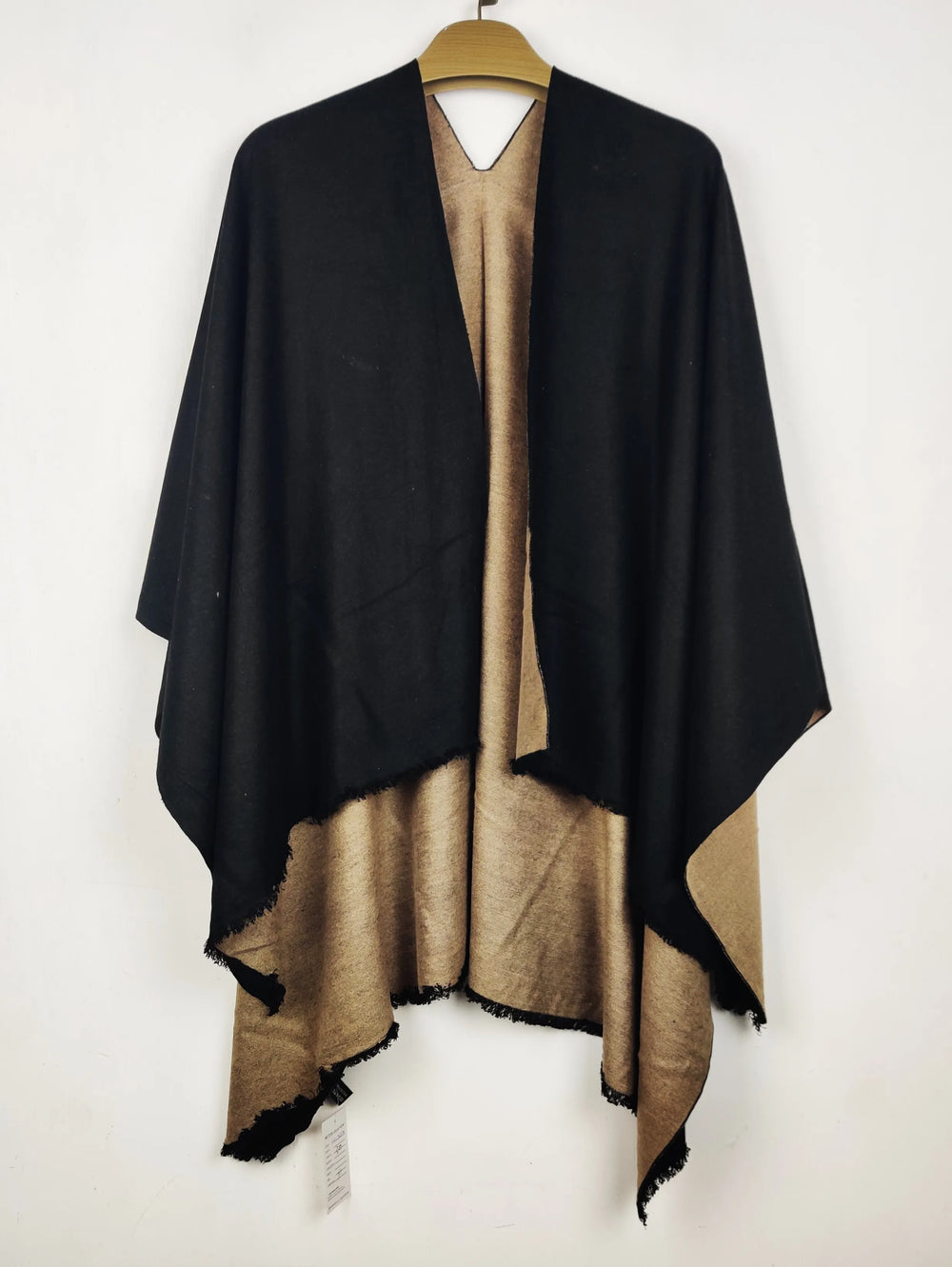 Buy online pre-used pre-loved 100% authentic & Original branded Cashmere Touch (CS-4874) available in Pakistan. Top international brands avilable.