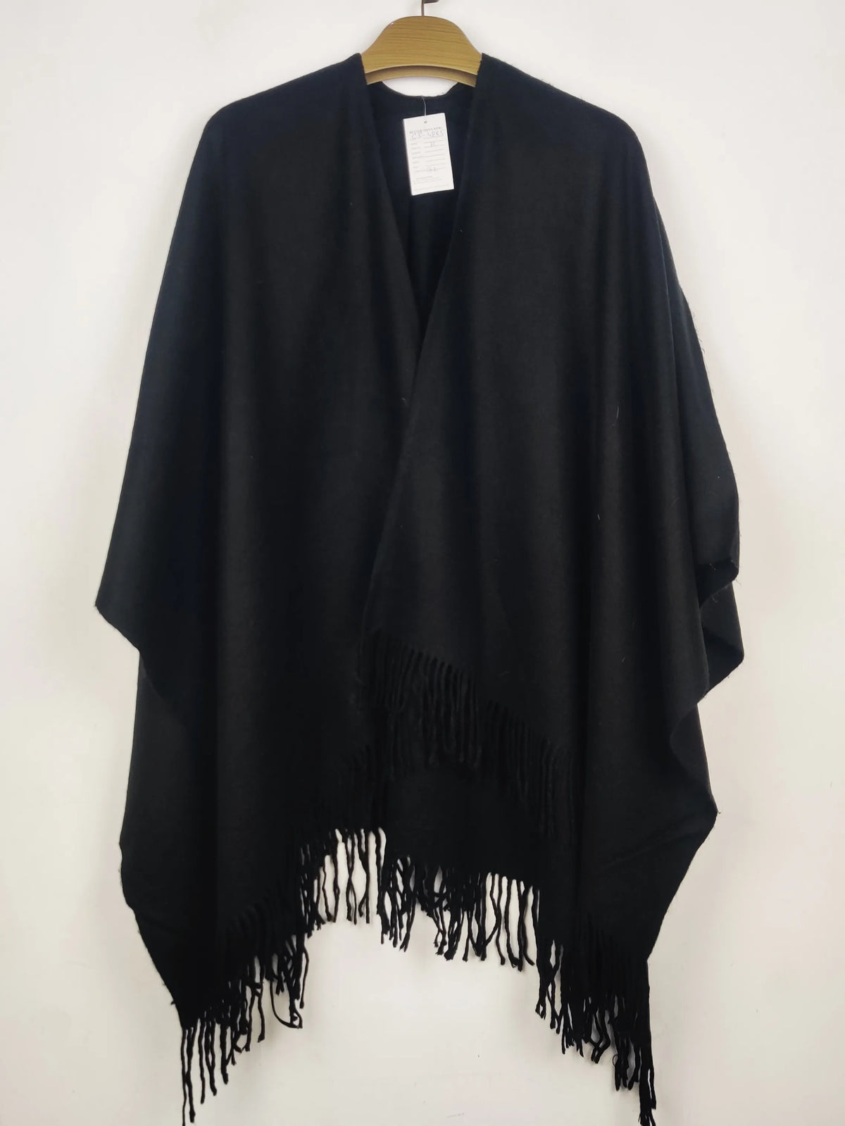 Buy online pre-used pre-loved 100% authentic & Original branded Unknown Brand (CS-4885) available in Pakistan. Top international brands avilable.