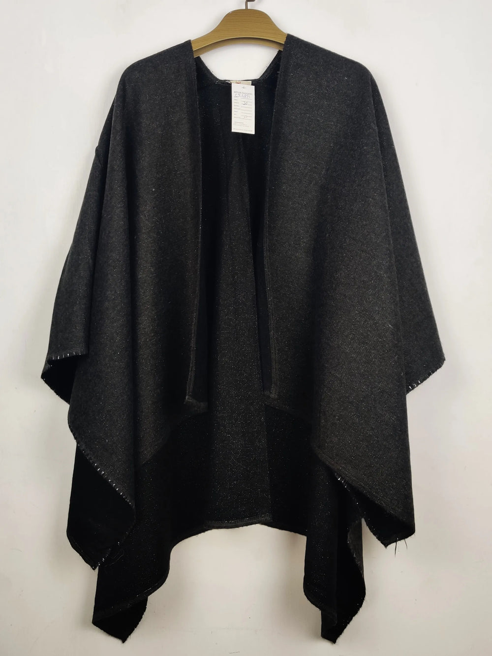 Buy online pre-used pre-loved 100% authentic & Original branded Unknown Brand (CS-4891) available in Pakistan. Top international brands avilable.