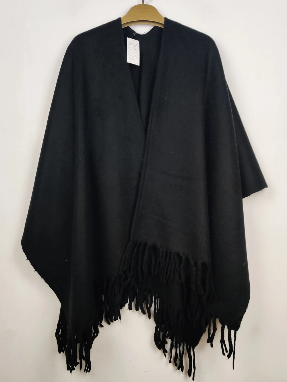 Buy online pre-used pre-loved 100% authentic & Original branded Unknown Brand (CS-4894) available in Pakistan. Top international brands avilable.