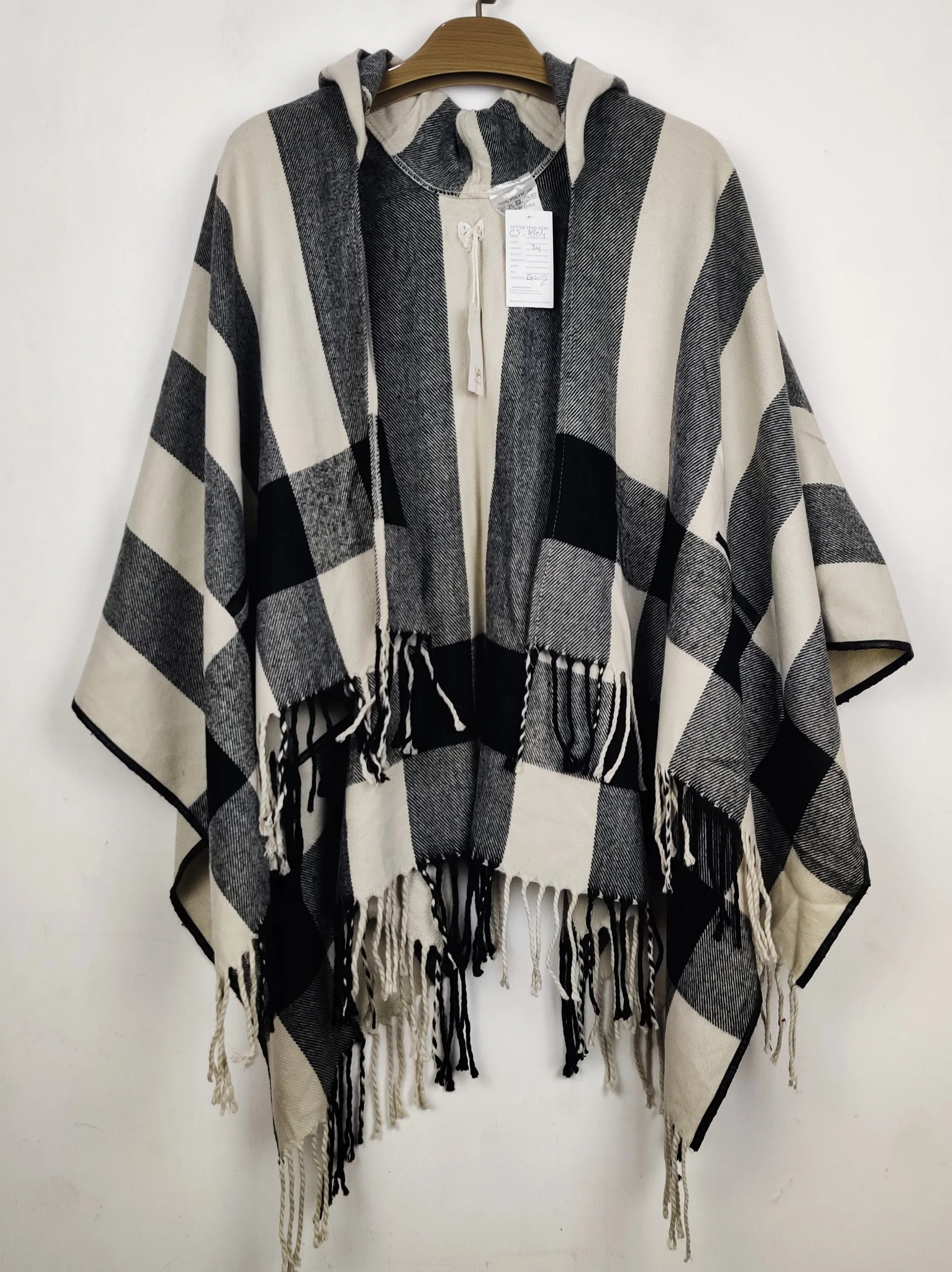 Buy online pre-used pre-loved 100% authentic & Original branded Unknown Brand (CS-4904) available in Pakistan. Top international brands avilable.