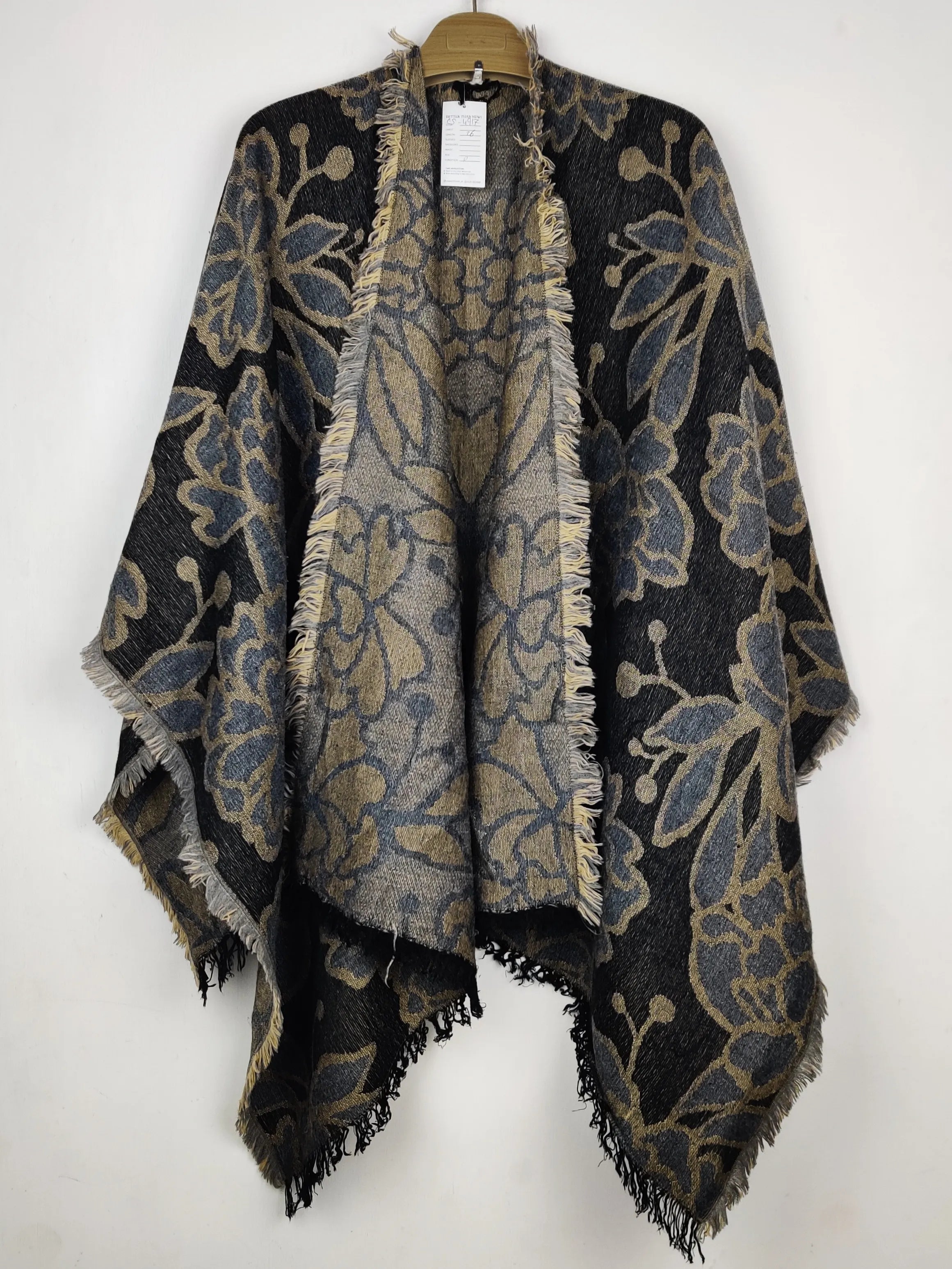 Buy online pre-used pre-loved 100% authentic & Original branded Unknown Brand (CS-4917) available in Pakistan. Top international brands avilable.
