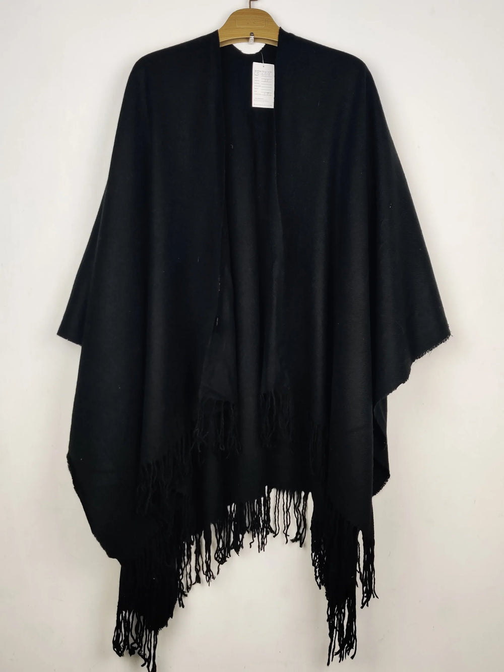 Buy online pre-used pre-loved 100% authentic & Original branded Unknown Brand (CS-4918) available in Pakistan. Top international brands avilable.