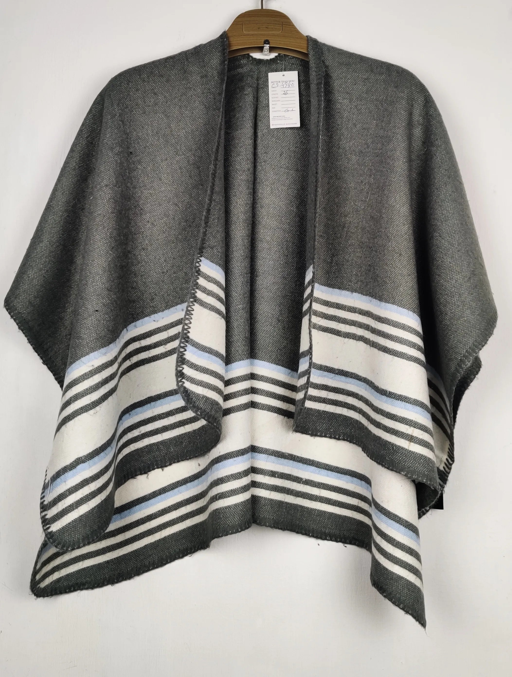 Buy online pre-used pre-loved 100% authentic & Original branded Unknown Brand (CS-4940) available in Pakistan. Top international brands avilable.
