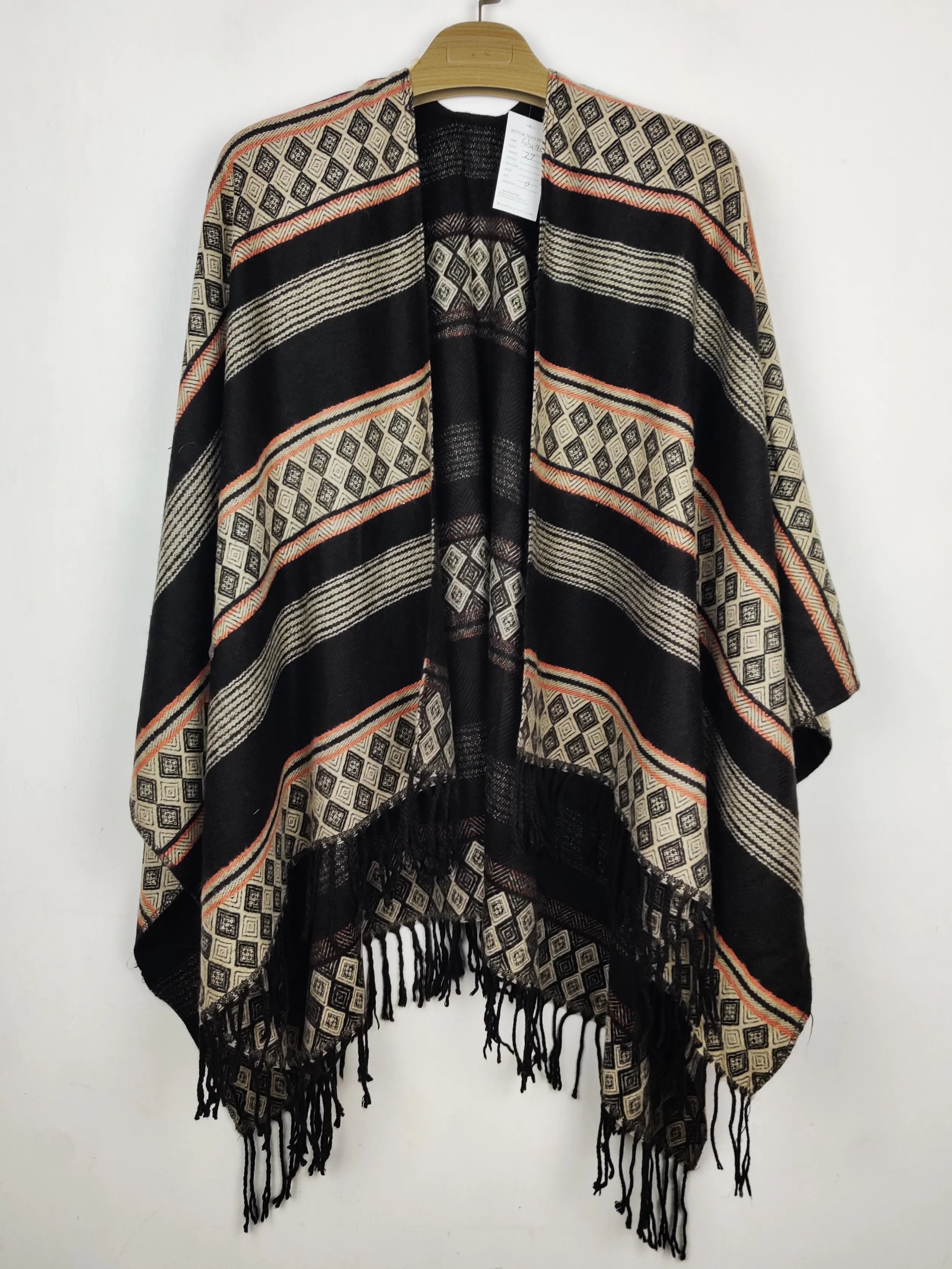 Buy online pre-used pre-loved 100% authentic & Original branded Unknown Brand (CS-4957) available in Pakistan. Top international brands avilable.
