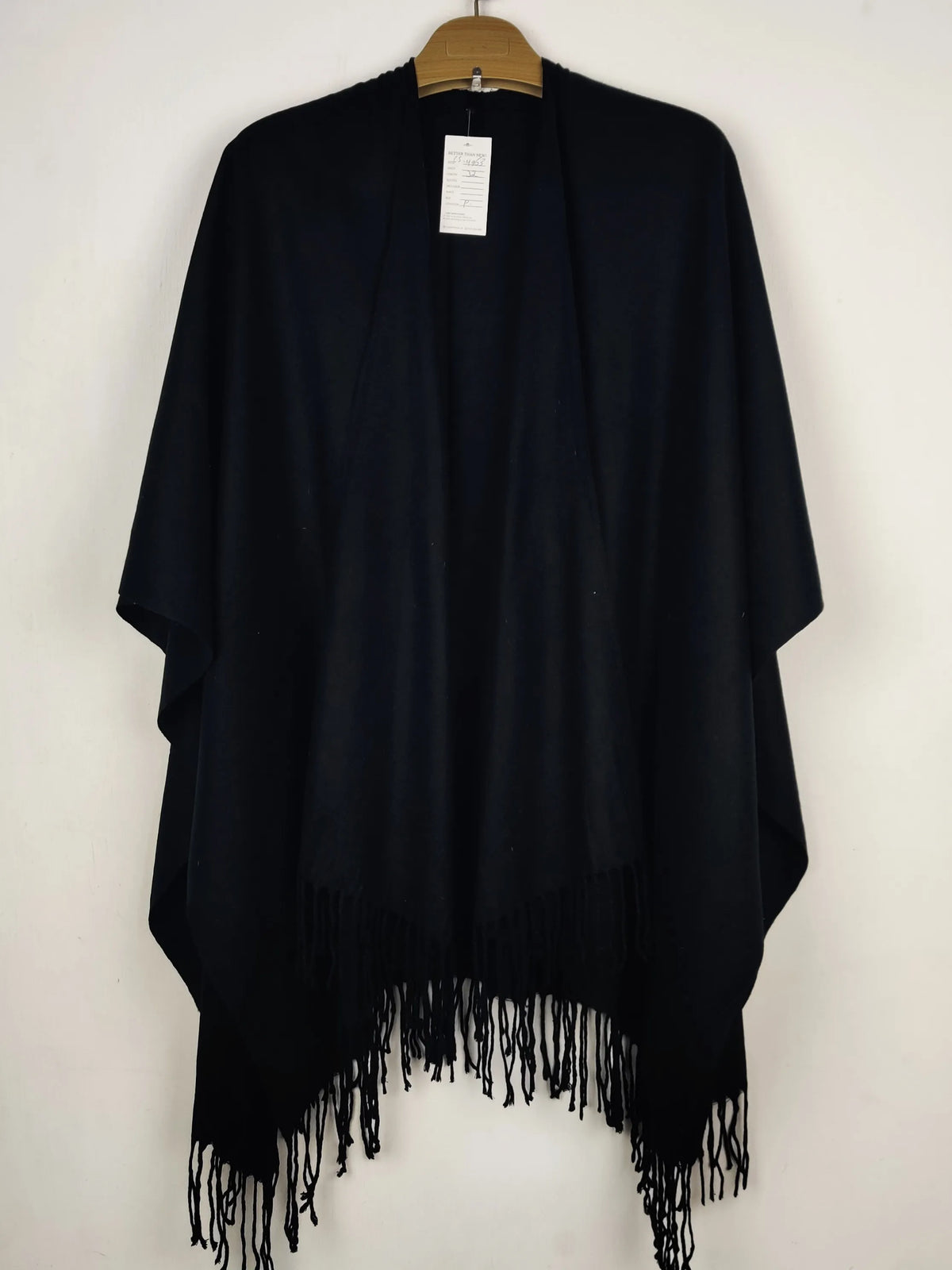 Buy online pre-used pre-loved 100% authentic & Original branded Unknown Brand (CS-4963) available in Pakistan. Top international brands avilable.