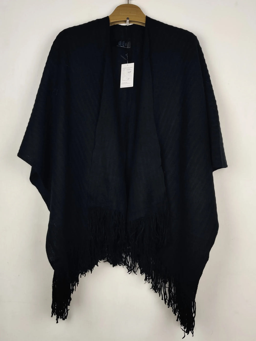 Buy online pre-used pre-loved 100% authentic & Original branded Marks & Spencer (CS-4980) available in Pakistan. Top international brands avilable.