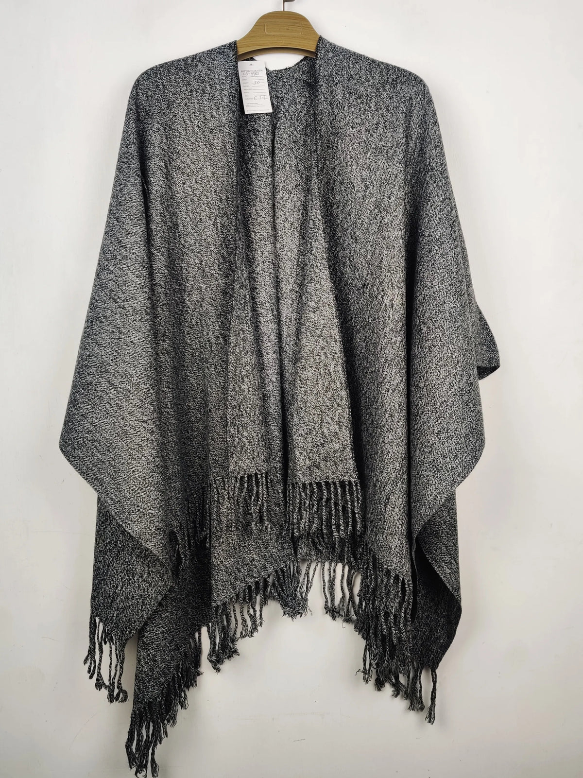 Buy online pre-used pre-loved 100% authentic & Original branded Unknown Brand (CS-4983) available in Pakistan. Top international brands avilable.