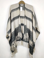 Buy online pre-used pre-loved 100% authentic & Original branded Unknown Brand (CS-4986) available in Pakistan. Top international brands avilable.