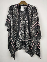 Buy online pre-used pre-loved 100% authentic & Original branded Unknown Brand (CS-4989) available in Pakistan. Top international brands avilable.