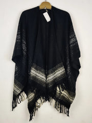 Buy online pre-used pre-loved 100% authentic & Original branded Accessoires (CS-4995) available in Pakistan. Top international brands avilable.