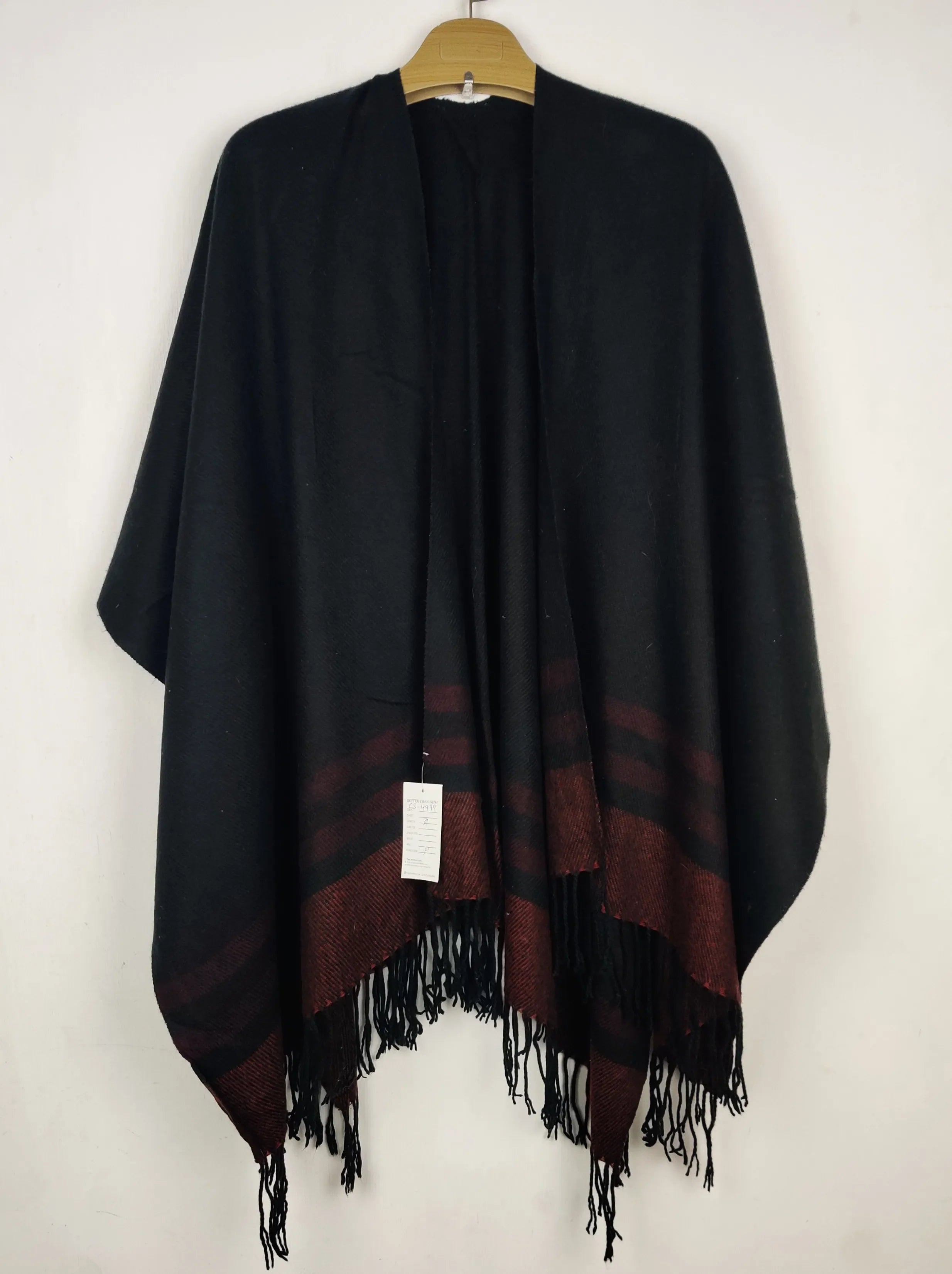 Buy online pre-used pre-loved 100% authentic & Original branded Unknown Brand (CS-4999) available in Pakistan. Top international brands avilable.