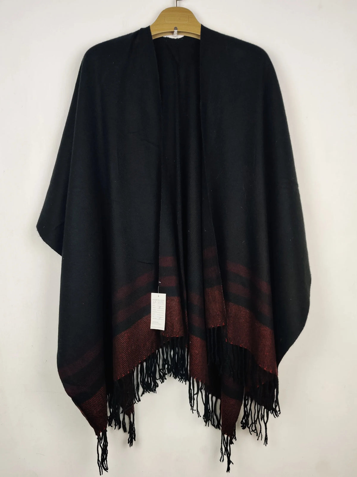 Buy online pre-used pre-loved 100% authentic & Original branded Unknown Brand (CS-4999) available in Pakistan. Top international brands avilable.