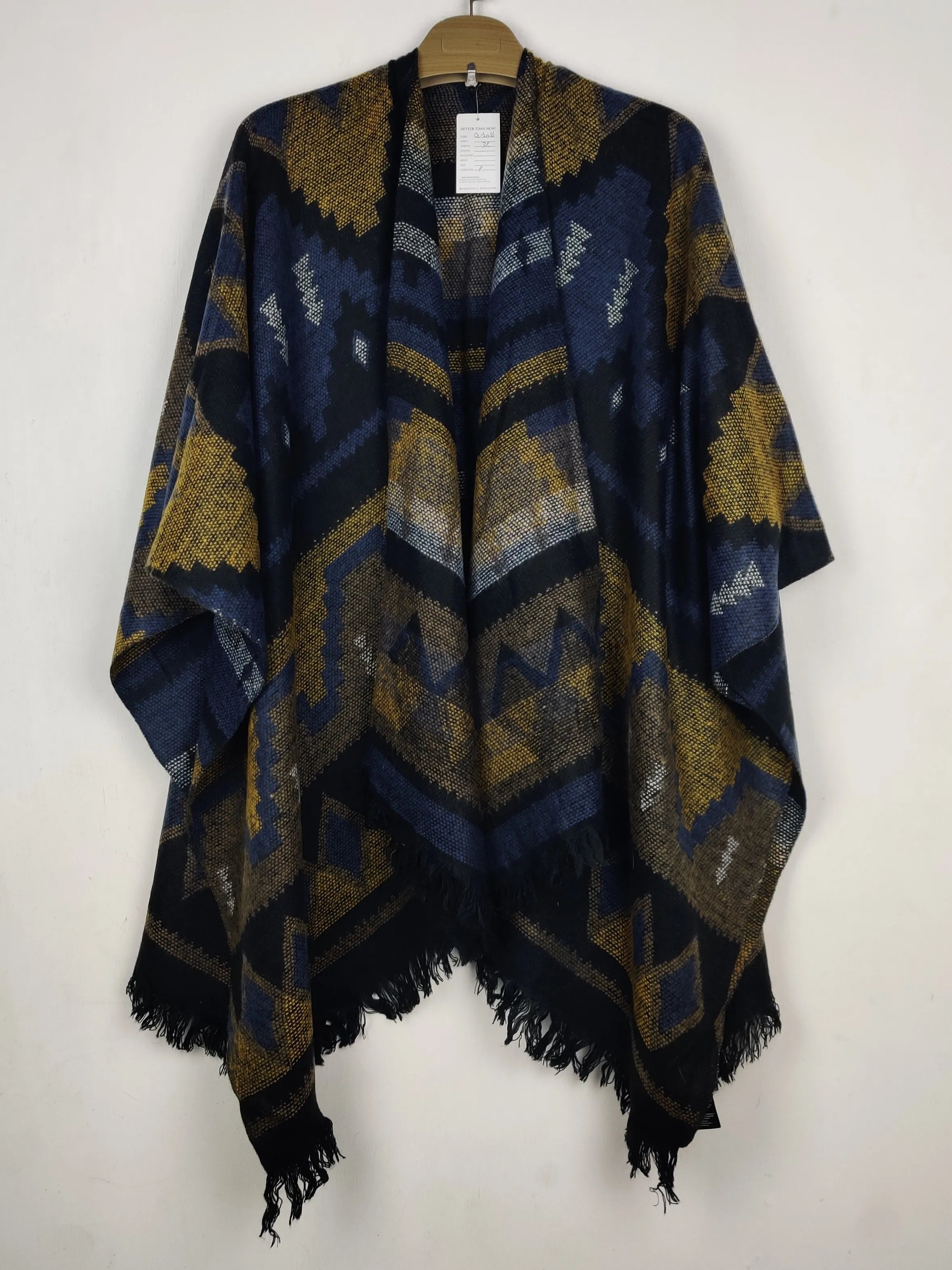 Buy online pre-used pre-loved 100% authentic & Original branded Esmara (CS-5016) available in Pakistan. Top international brands avilable.