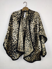 Buy online pre-used pre-loved 100% authentic & Original branded Unknown Brand (CS-5026) available in Pakistan. Top international brands avilable.