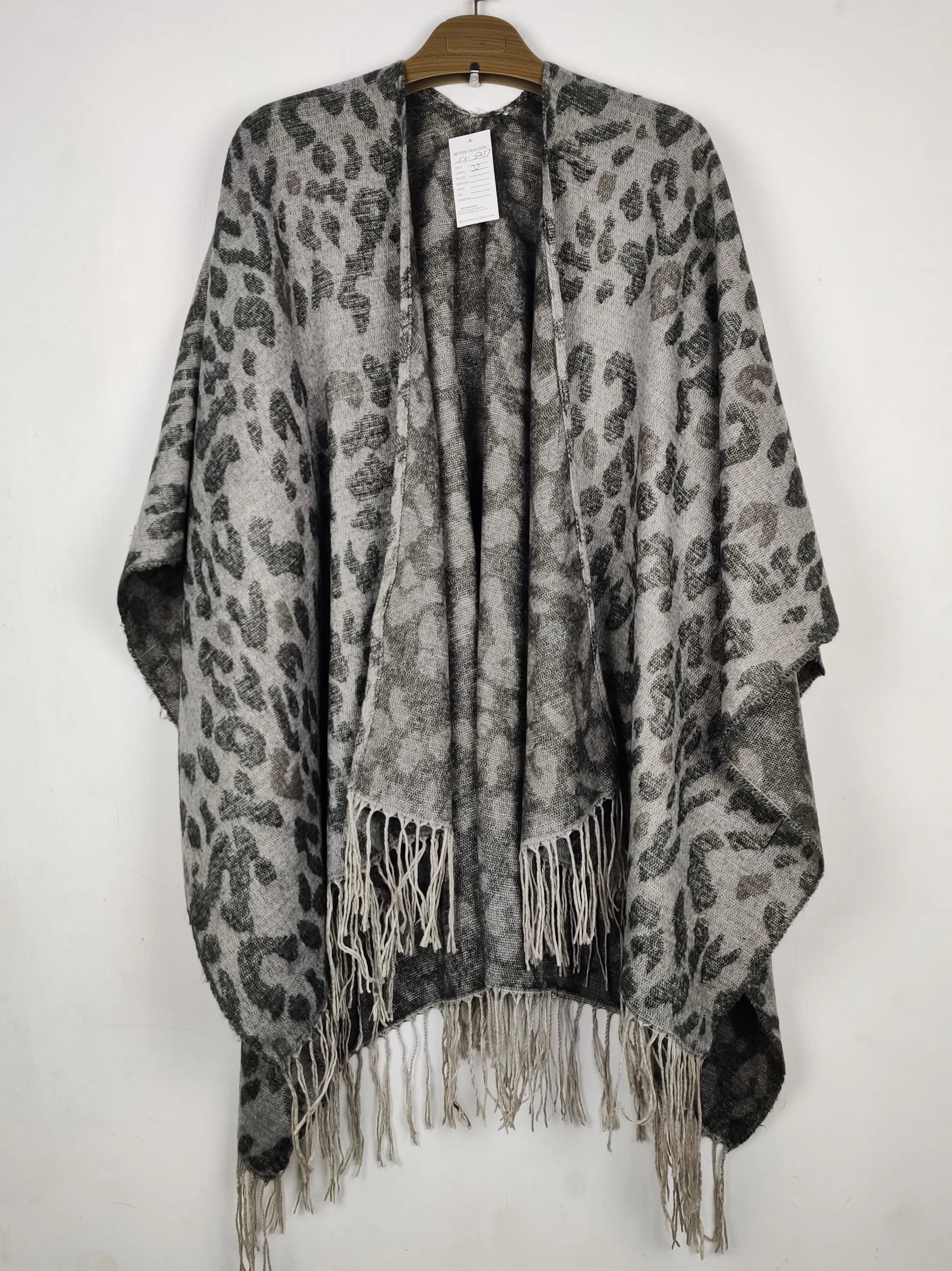 Buy online pre-used pre-loved 100% authentic & Original branded Unknown Brand (CS-5037) available in Pakistan. Top international brands avilable.