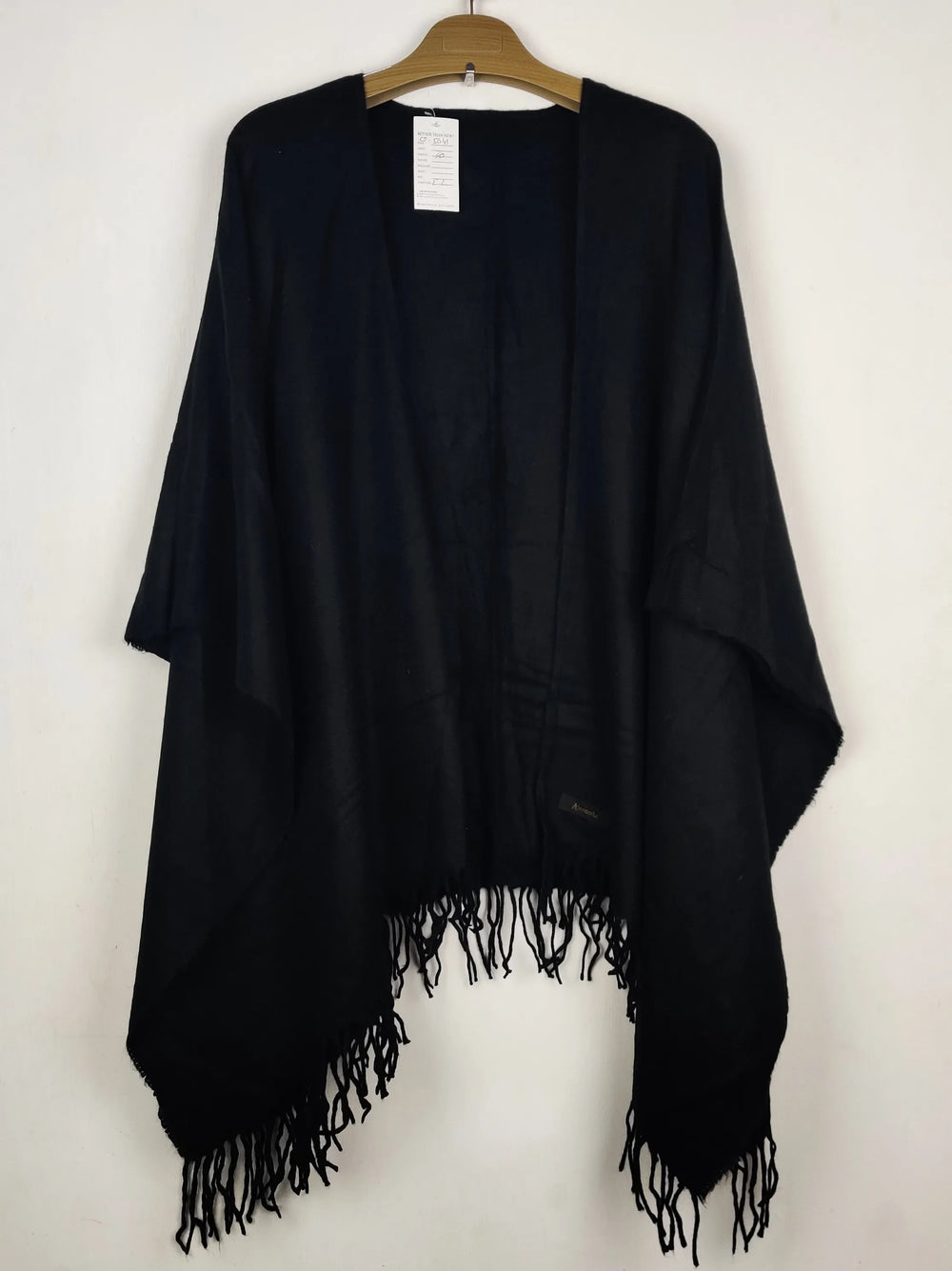 Buy online pre-used pre-loved 100% authentic & Original branded Accessorize (CS-5041) available in Pakistan. Top international brands avilable.