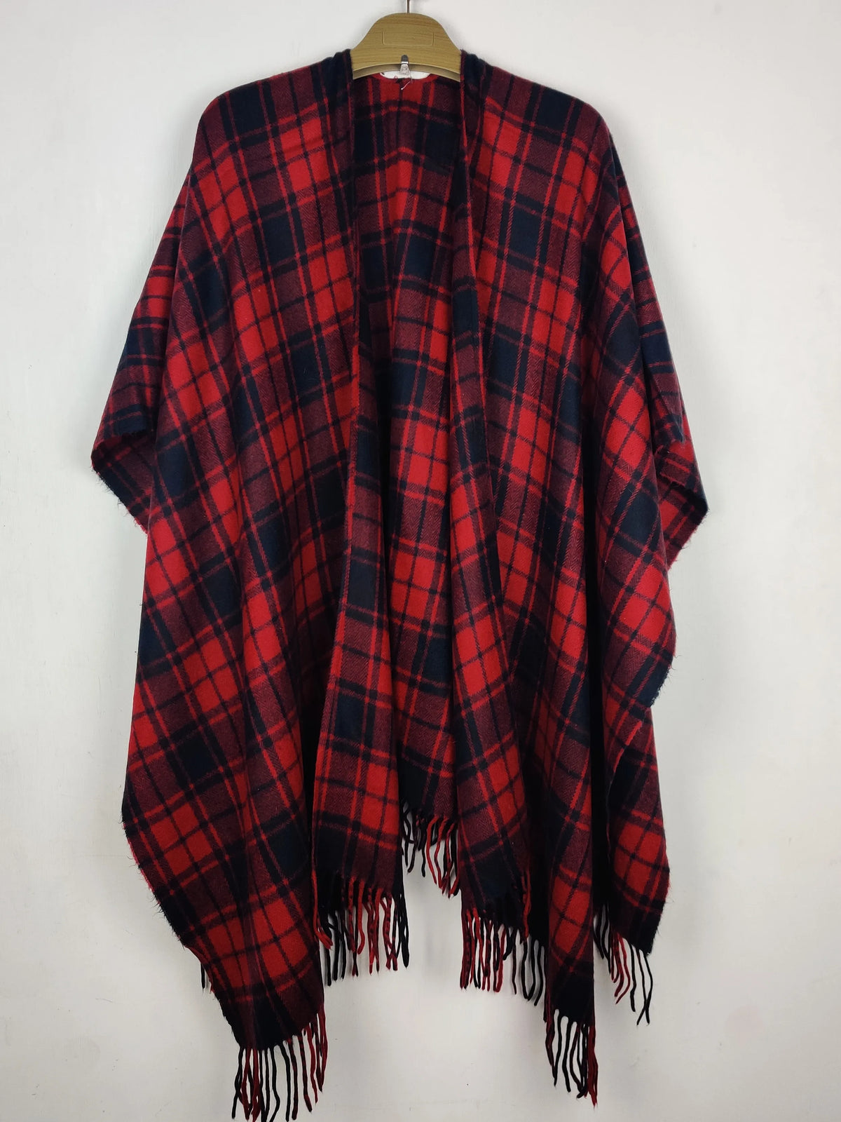 Buy online pre-used pre-loved 100% authentic & Original branded Unknown Brand (CS-5043) available in Pakistan. Top international brands avilable.