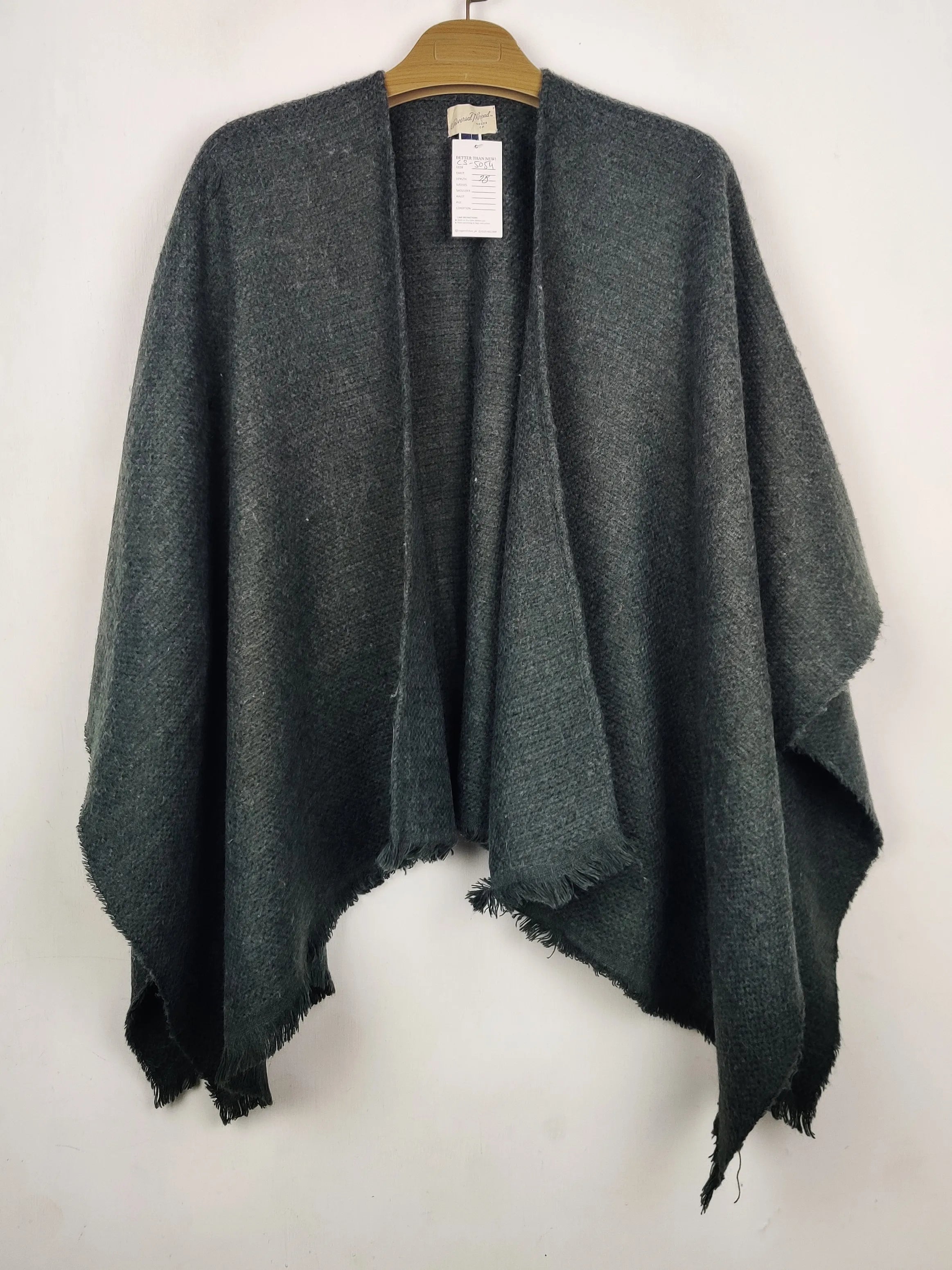 Buy online pre-used pre-loved 100% authentic & Original branded Universal Threads (CS-5054) available in Pakistan. Top international brands avilable.