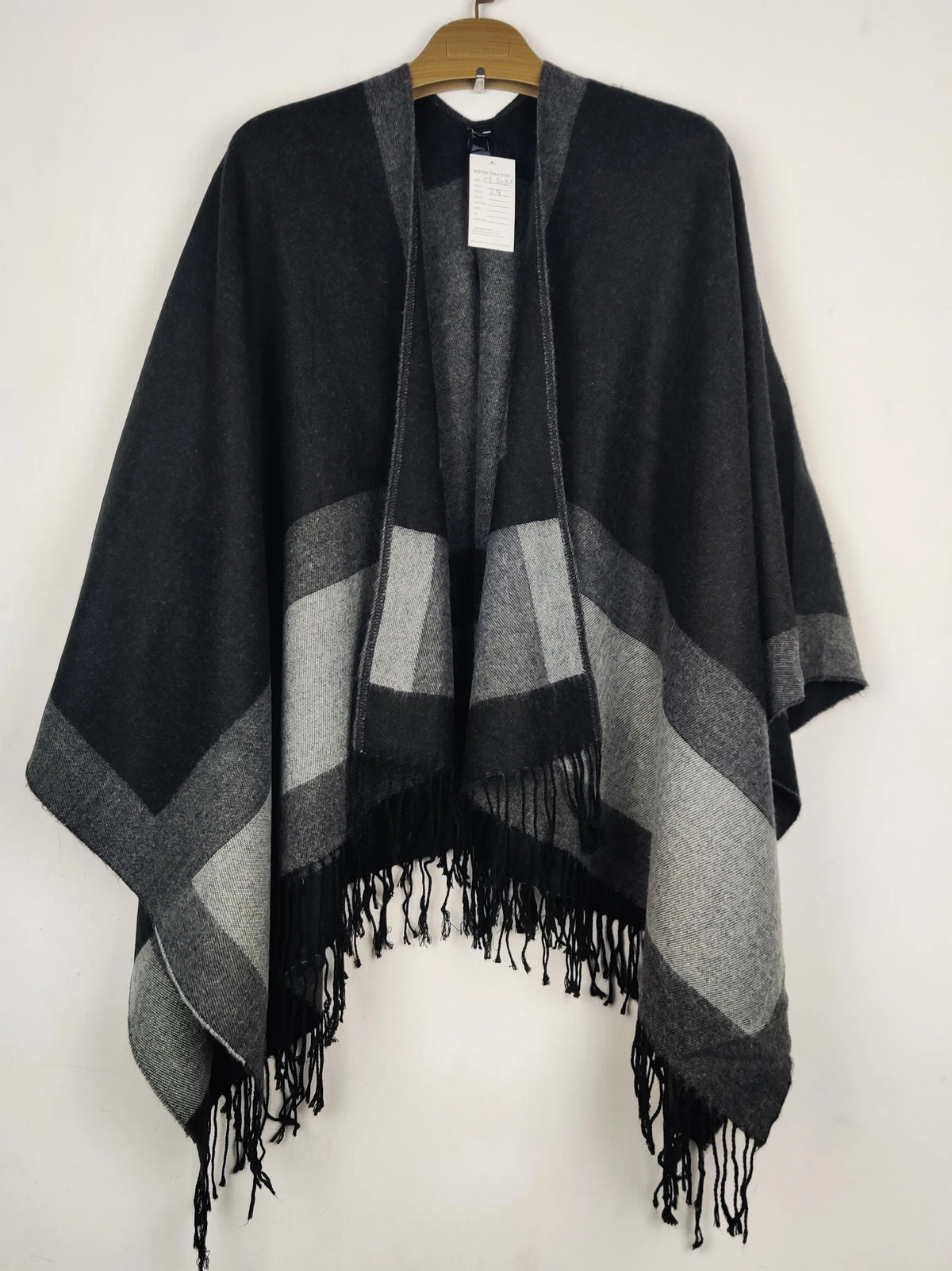 Buy online pre-used pre-loved 100% authentic & Original branded Marks & Spencer (CS-5083) available in Pakistan. Top international brands avilable.