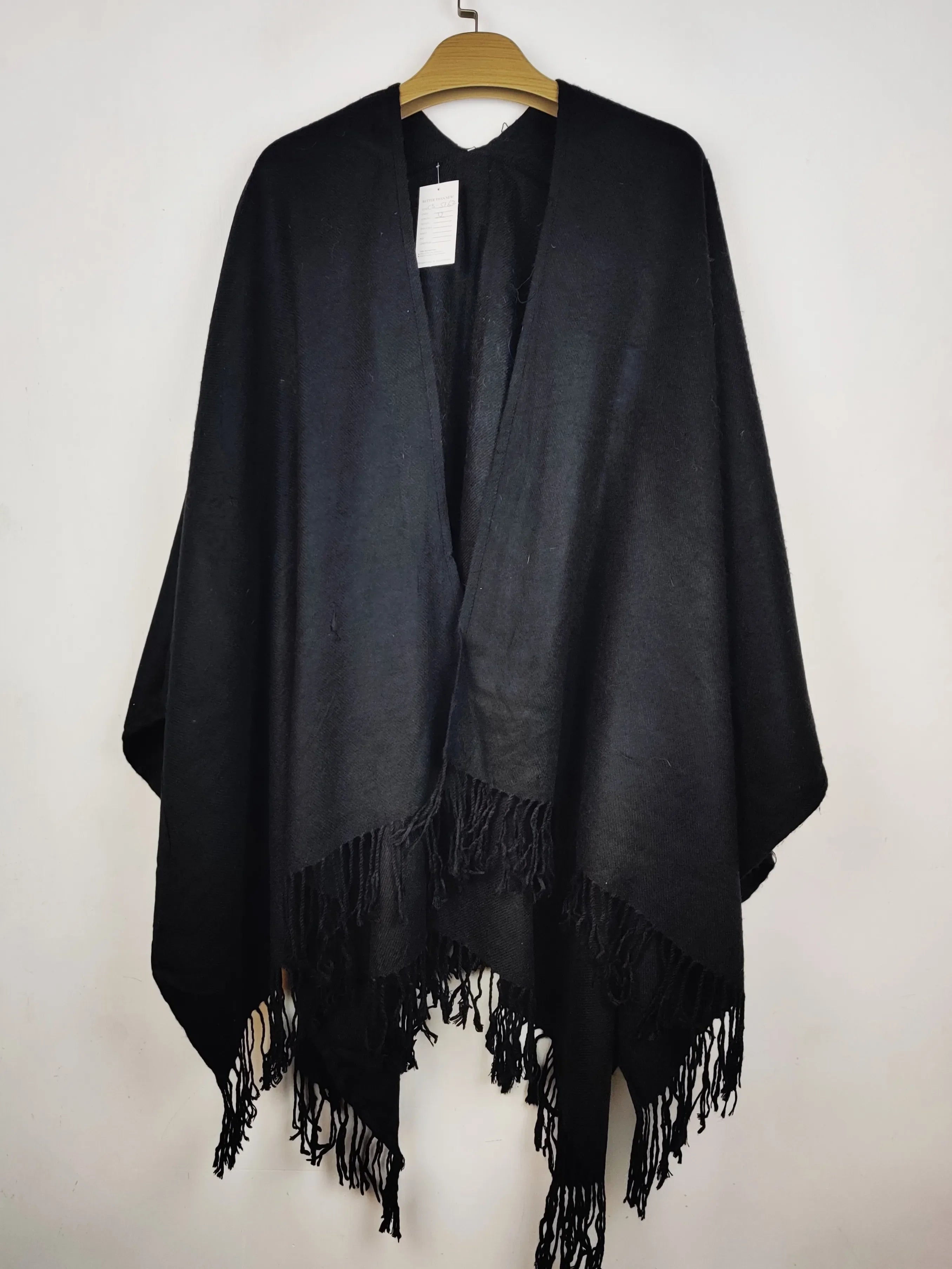 Buy online pre-used pre-loved 100% authentic & Original branded Unknown Brand (CS-5162) available in Pakistan. Top international brands avilable.