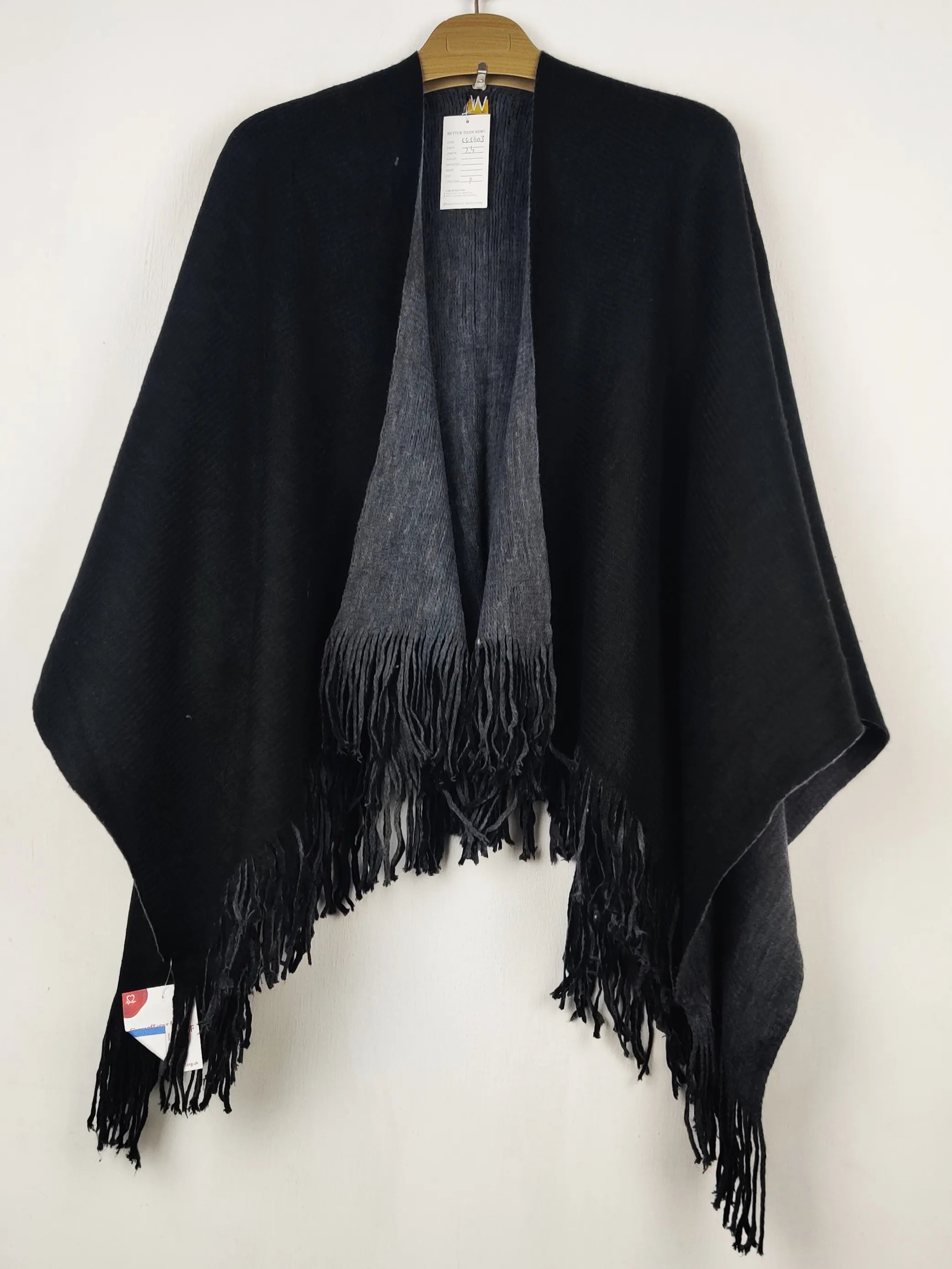 Buy online pre-used pre-loved 100% authentic & Original branded W Collection (CS-5403) available in Pakistan. Top international brands avilable.