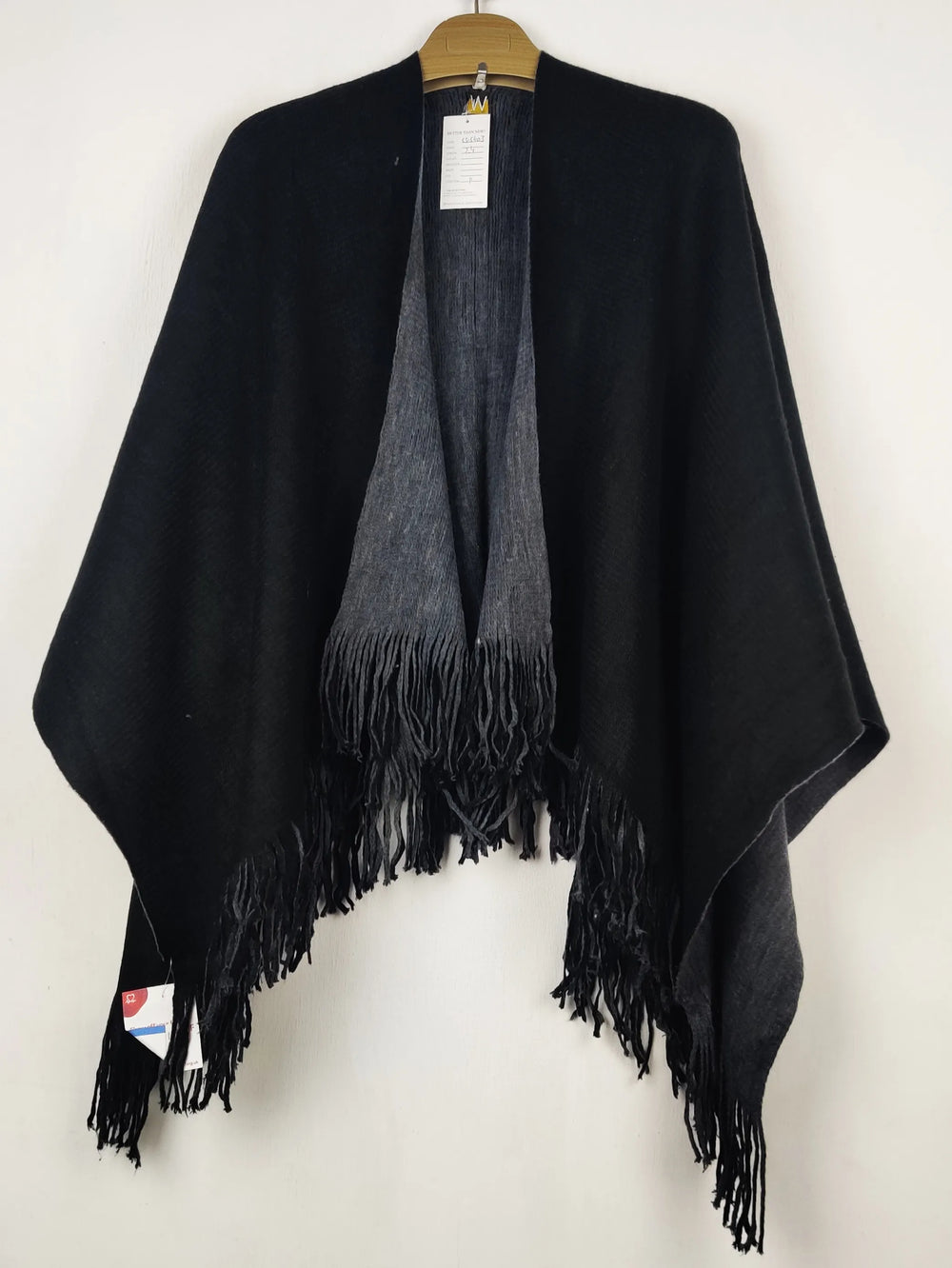 Buy online pre-used pre-loved 100% authentic & Original branded W Collection (CS-5403) available in Pakistan. Top international brands avilable.