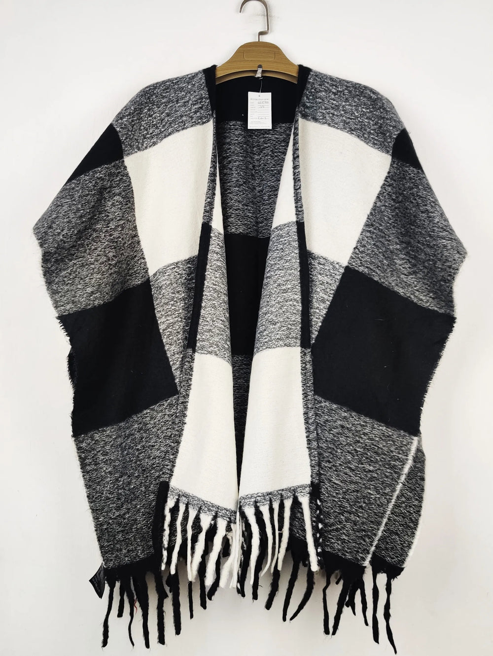 Buy online pre-used pre-loved 100% authentic & Original branded H&M (CS-5410) available in Pakistan. Top international brands avilable.