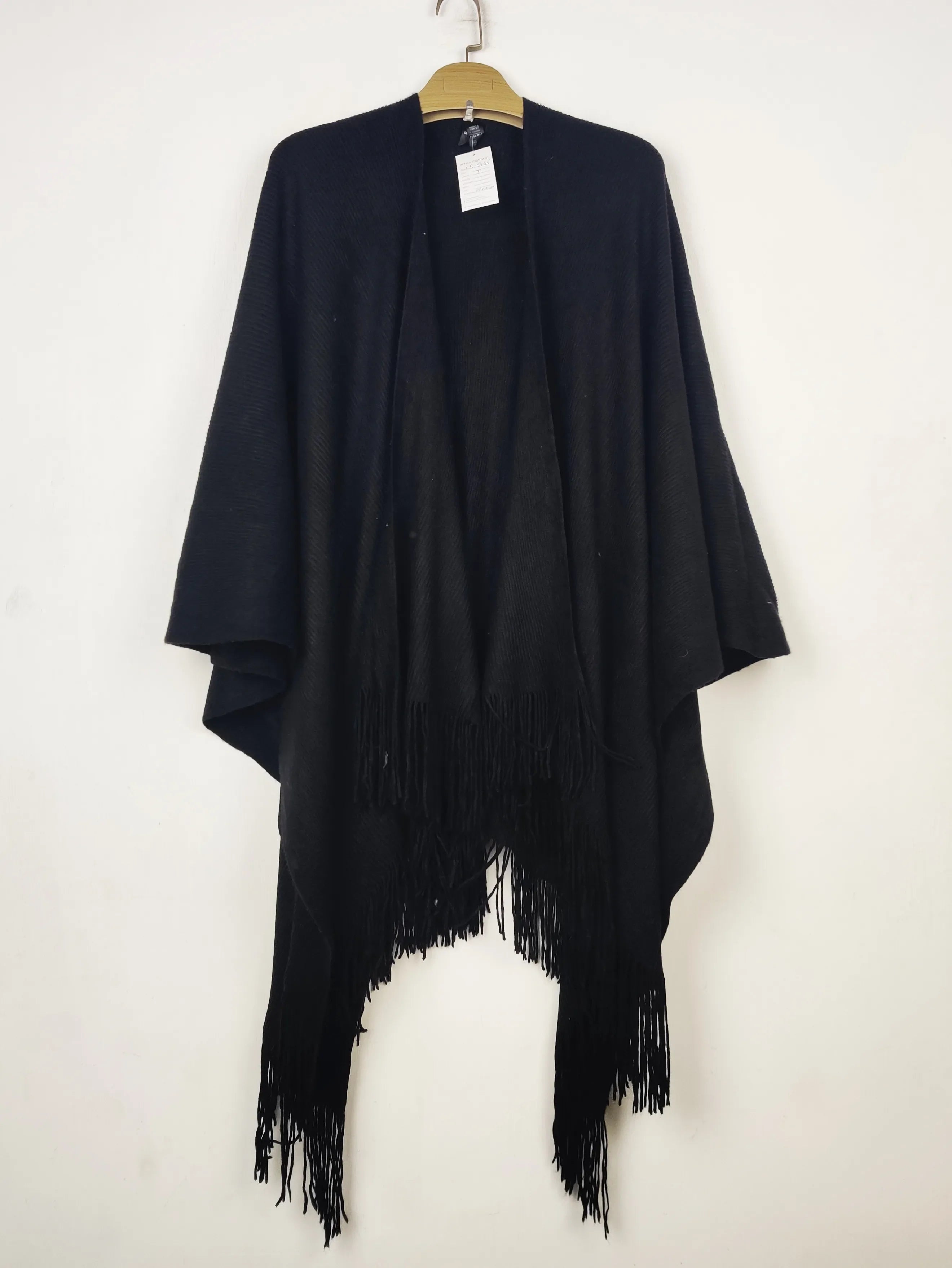 Buy online pre-used pre-loved 100% authentic & Original branded Marks & Spencer (CS-5435) available in Pakistan. Top international brands avilable.
