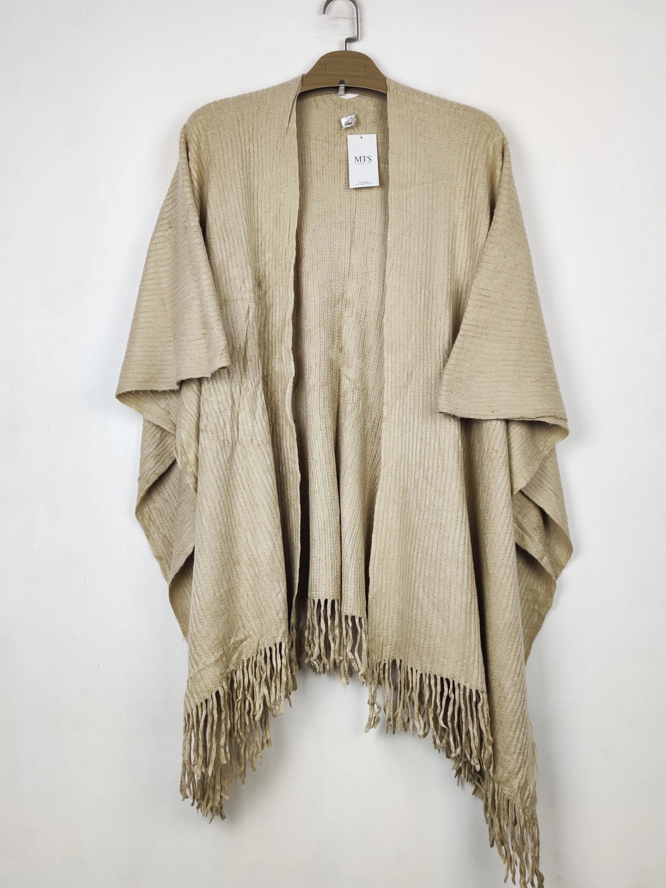 Buy online pre-used pre-loved 100% authentic & Original branded Marks & Spencer (CS-5456) available in Pakistan. Top international brands avilable.