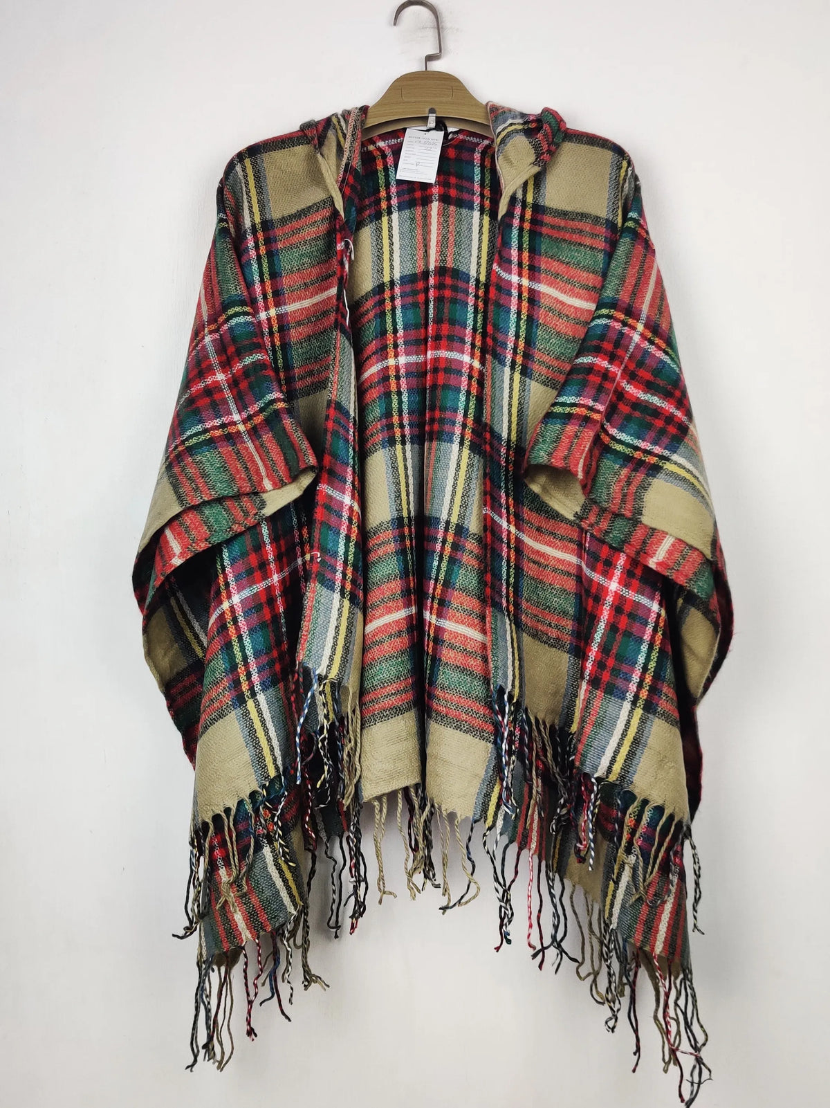 Buy online pre-used pre-loved 100% authentic & Original branded Unknown Brand (CS-5465) available in Pakistan. Top international brands avilable.