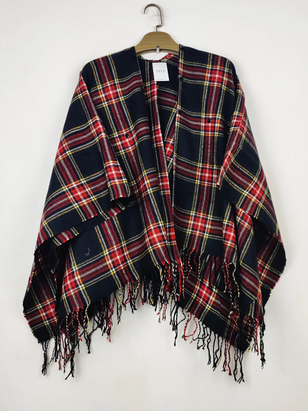Buy online pre-used pre-loved 100% authentic & Original branded Unknown Brand (CS-5468) available in Pakistan. Top international brands avilable.