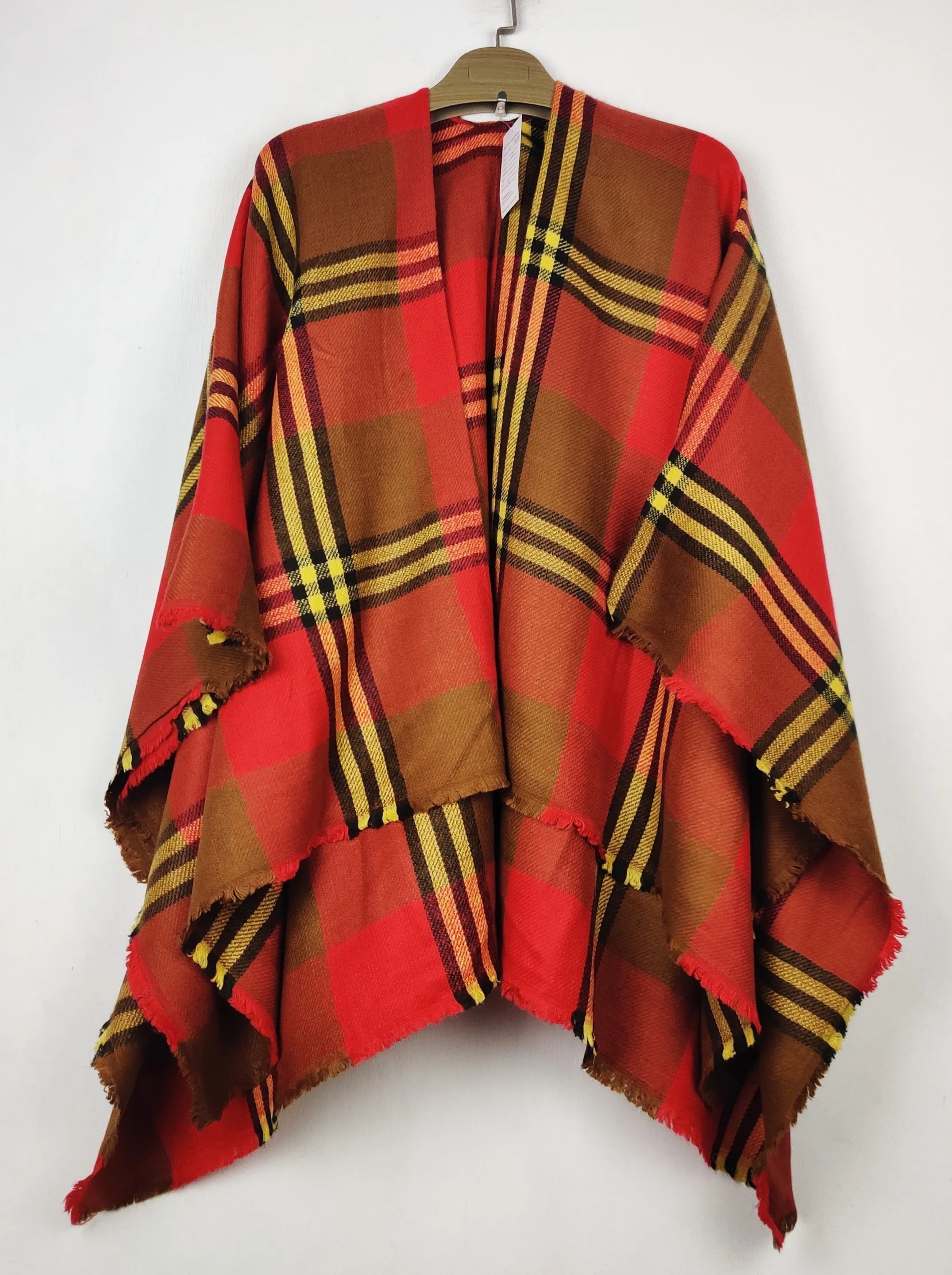 Buy online pre-used pre-loved 100% authentic & Original branded Unknown Brand (CS-5469) available in Pakistan. Top international brands avilable.