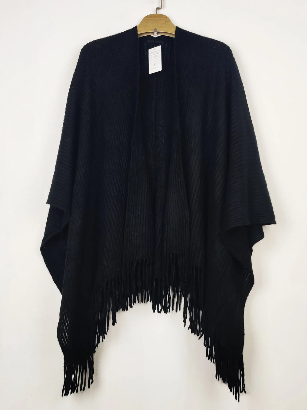 Buy online pre-used pre-loved 100% authentic & Original branded Unknown Brand (CS-5481) available in Pakistan. Top international brands avilable.