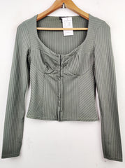 Buy online pre-used pre-loved 100% authentic & Original branded Boohoo (CT-1066) available in Pakistan. Top international brands avilable.