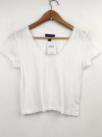 Buy online pre-used pre-loved 100% authentic & Original branded New Look (CT-1183) available in Pakistan. Top international brands avilable.