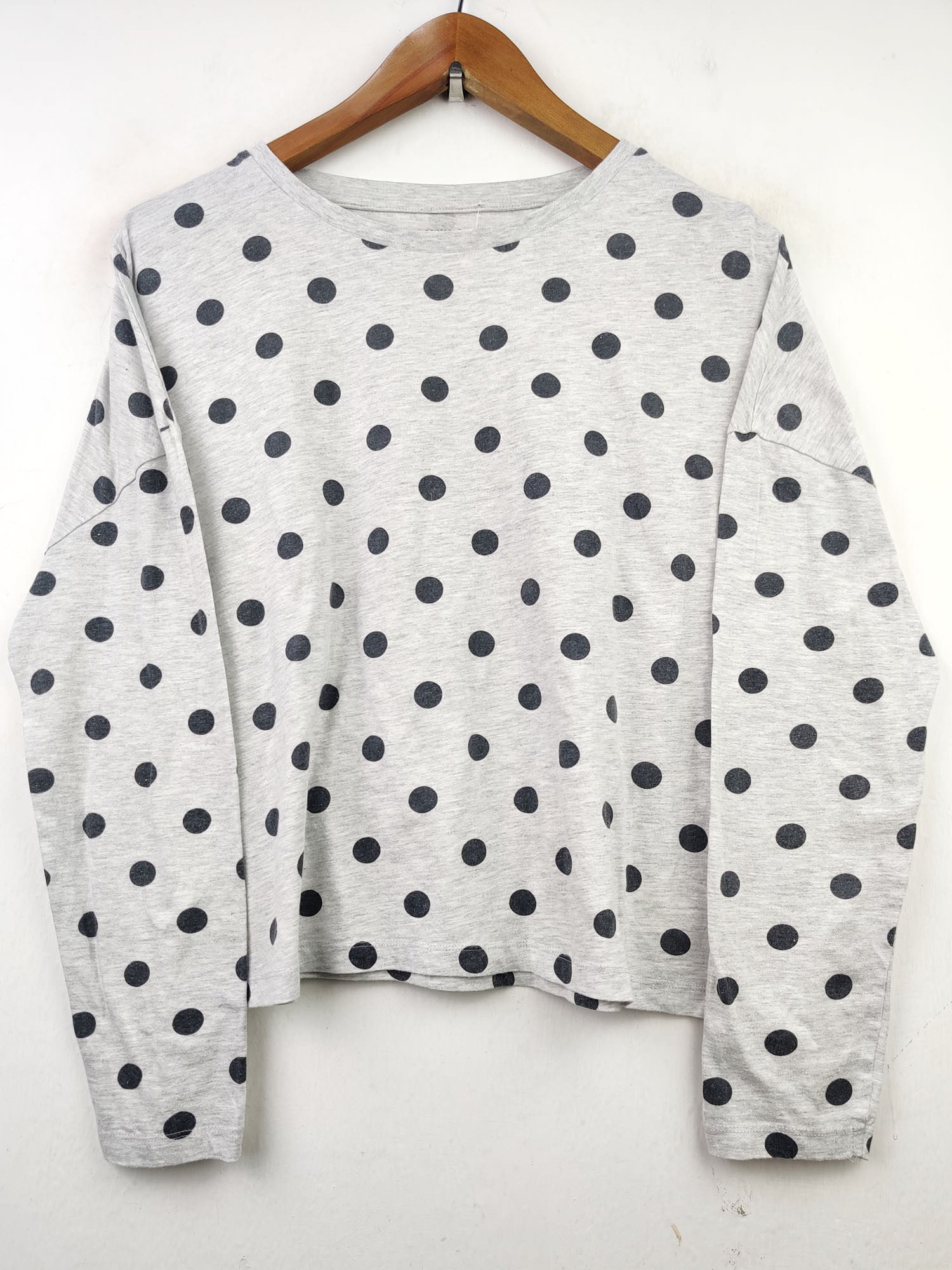 Buy online pre-used pre-loved 100% authentic & Original branded Primark (CT-1528) available in Pakistan. Top international brands avilable.