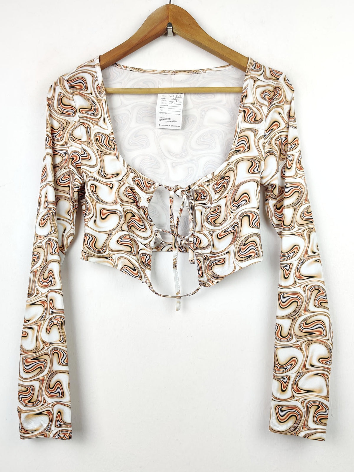 Buy online pre-used pre-loved 100% authentic & Original branded Shein (CT-157) available in Pakistan. Top international brands avilable.