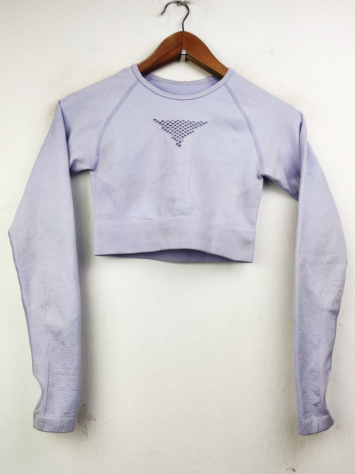 Buy online pre-used pre-loved 100% authentic & Original branded Unknown Brand (CT-1702) available in Pakistan. Top international brands avilable.