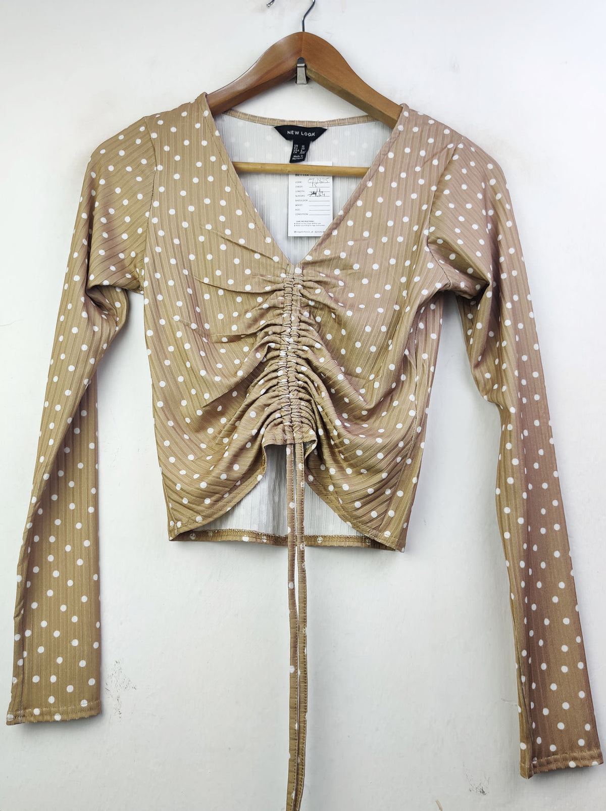 Buy online pre-used pre-loved 100% authentic & Original branded New Look (CT-1875) available in Pakistan. Top international brands avilable.