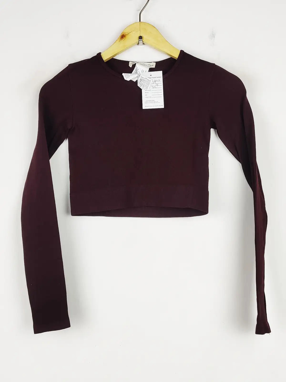 Buy online pre-used pre-loved 100% authentic & Original branded Pull&Bear (CT-2028) available in Pakistan. Top international brands avilable.