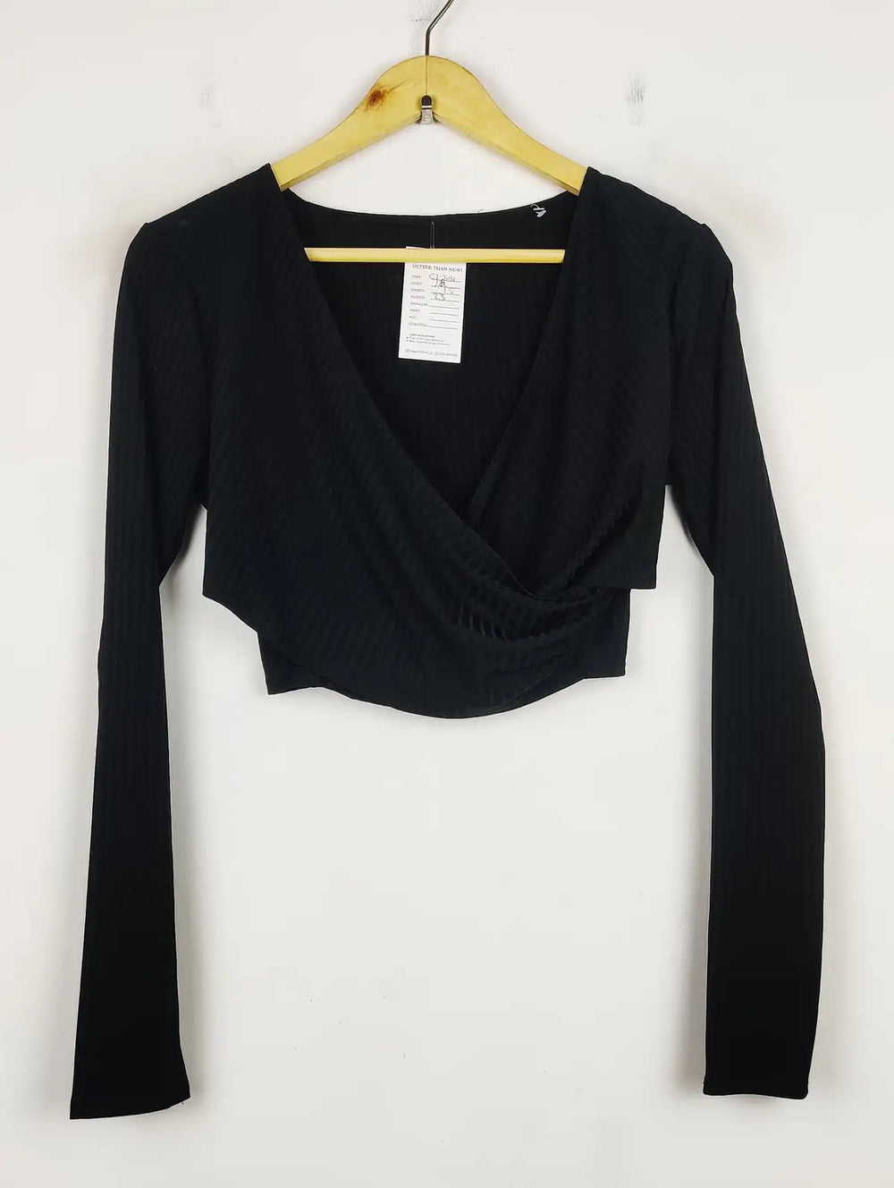 Buy online pre-used pre-loved 100% authentic & Original branded Unknown Brand (CT-2031) available in Pakistan. Top international brands avilable.