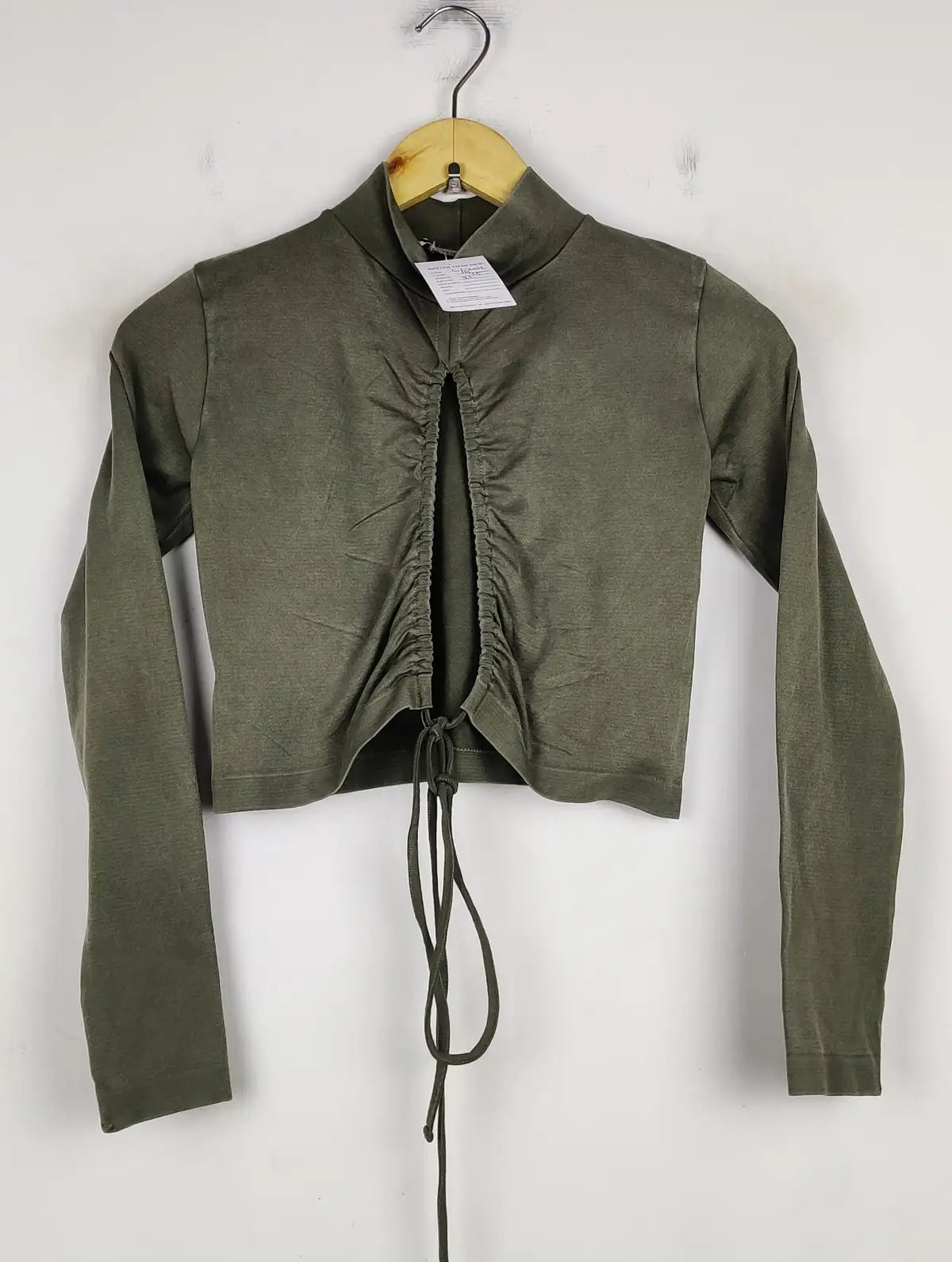 Buy online pre-used pre-loved 100% authentic & Original branded Zara (CT-2059) available in Pakistan. Top international brands avilable.