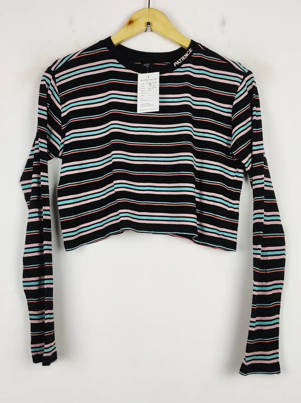 Buy online pre-used pre-loved 100% authentic & Original branded Urban Outfitters (CT-2069) available in Pakistan. Top international brands avilable.