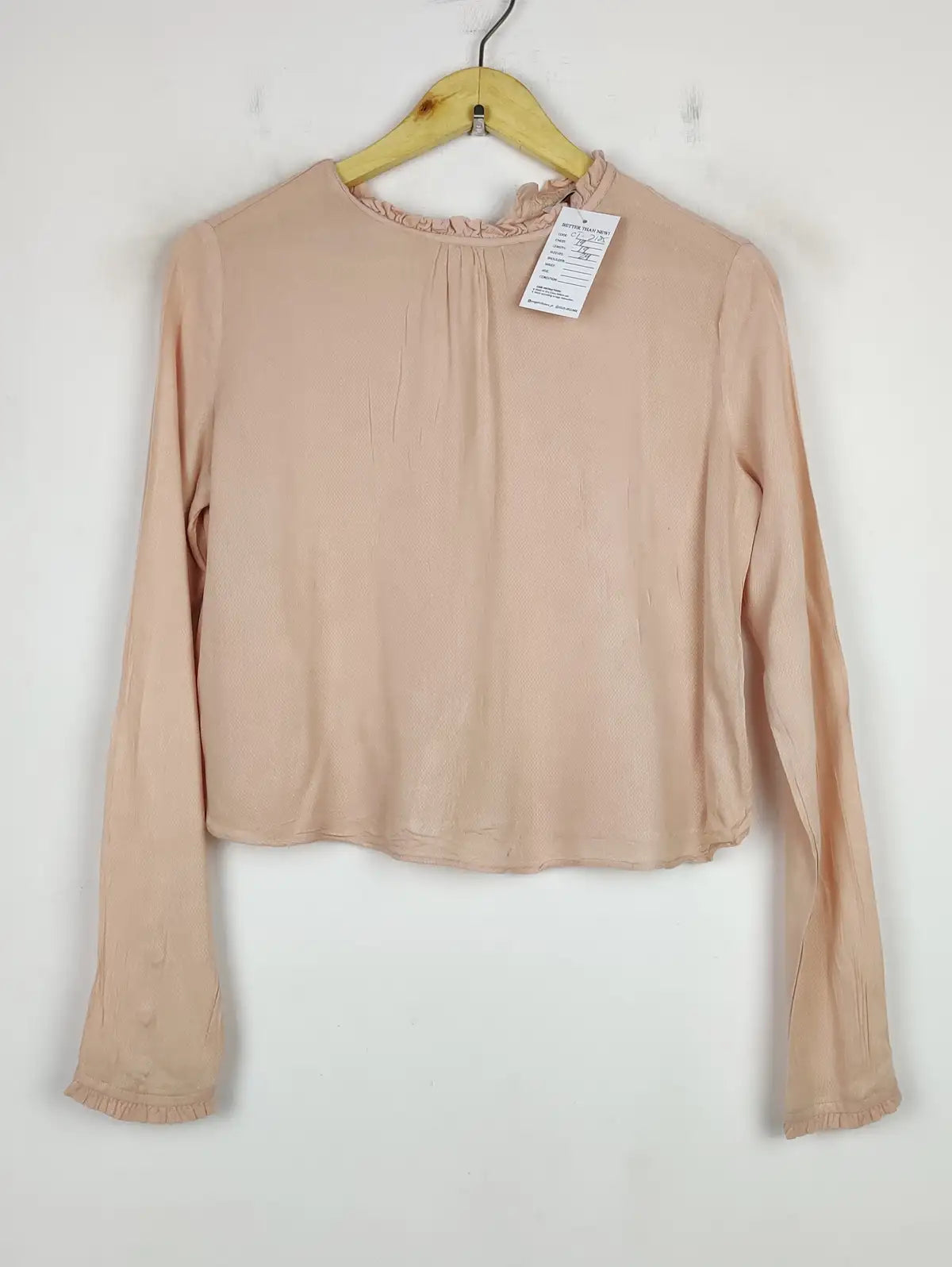 Buy online pre-used pre-loved 100% authentic & Original branded Bershka (CT-2185) available in Pakistan. Top international brands avilable.
