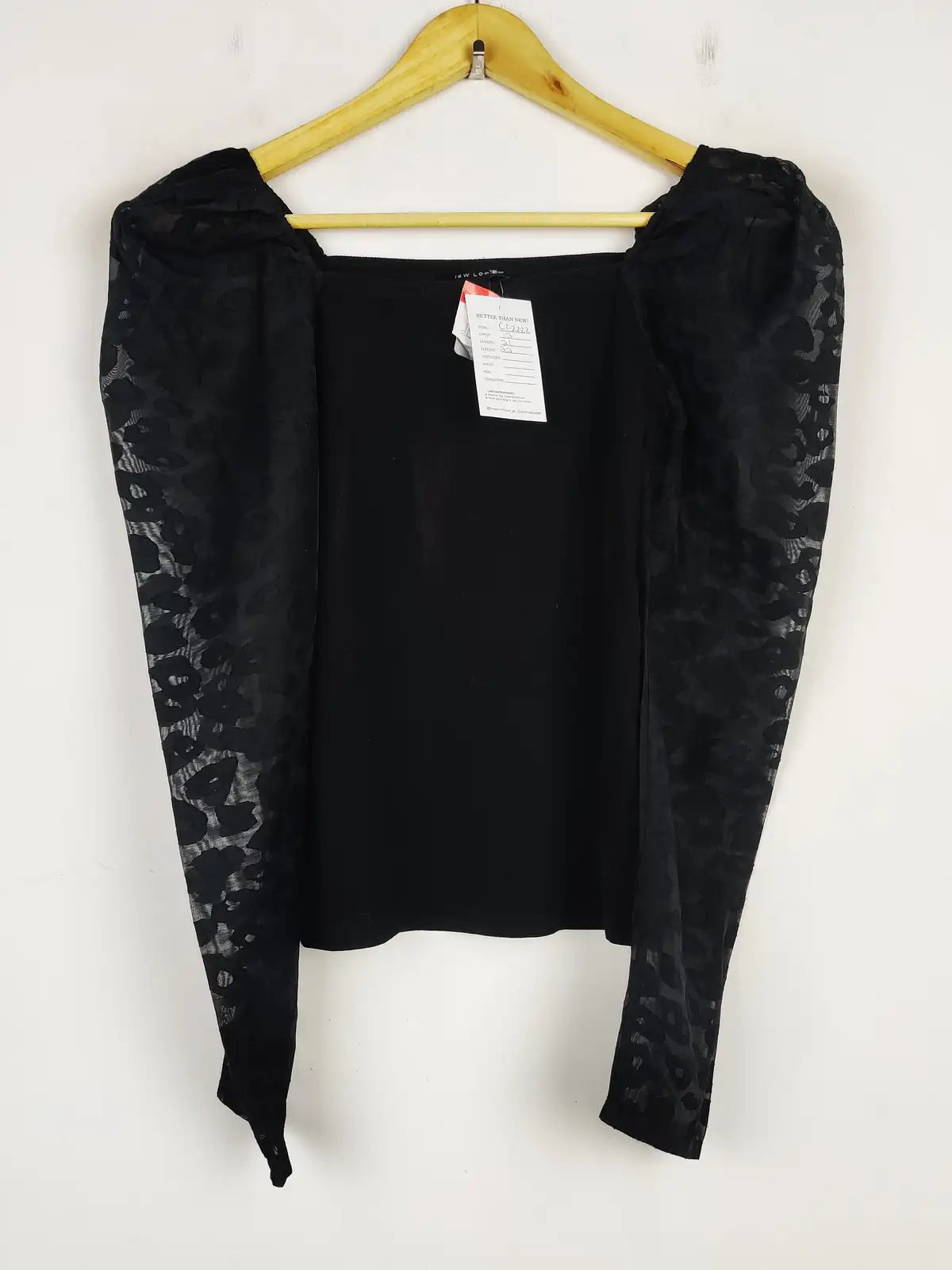 Buy online pre-used pre-loved 100% authentic & Original branded New Look (CT-2222) available in Pakistan. Top international brands avilable.