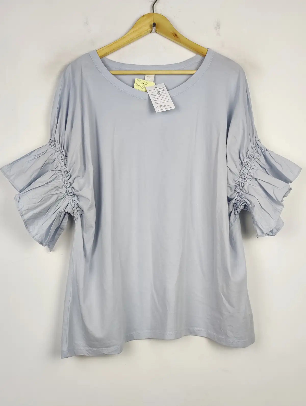 Buy online pre-used pre-loved 100% authentic & Original branded H&M (CT-2252) available in Pakistan. Top international brands avilable.