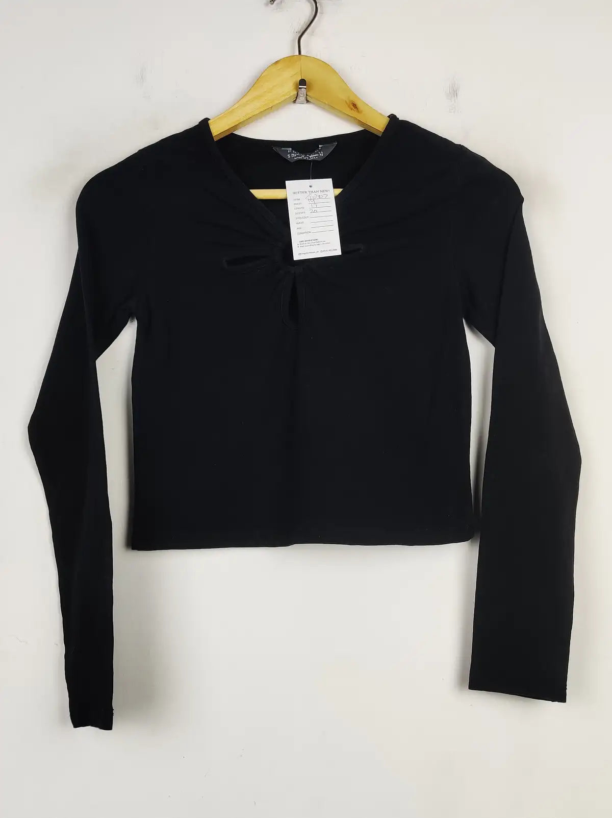Buy online pre-used pre-loved 100% authentic & Original branded Primark (CT-2307) available in Pakistan. Top international brands avilable.