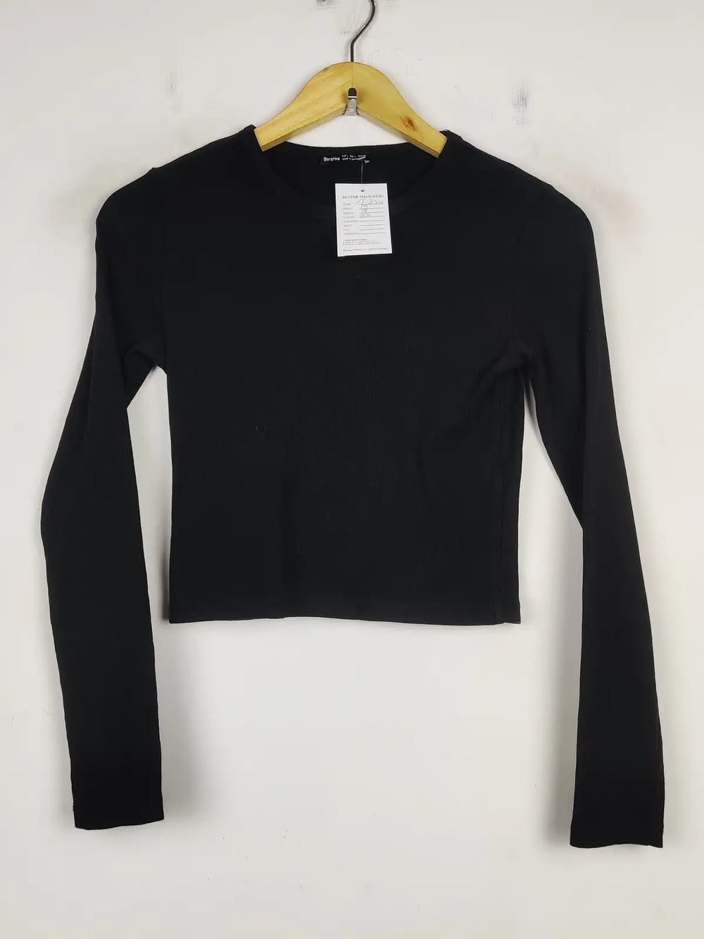 Buy online pre-used pre-loved 100% authentic & Original branded Bershka (CT-2310) available in Pakistan. Top international brands avilable.