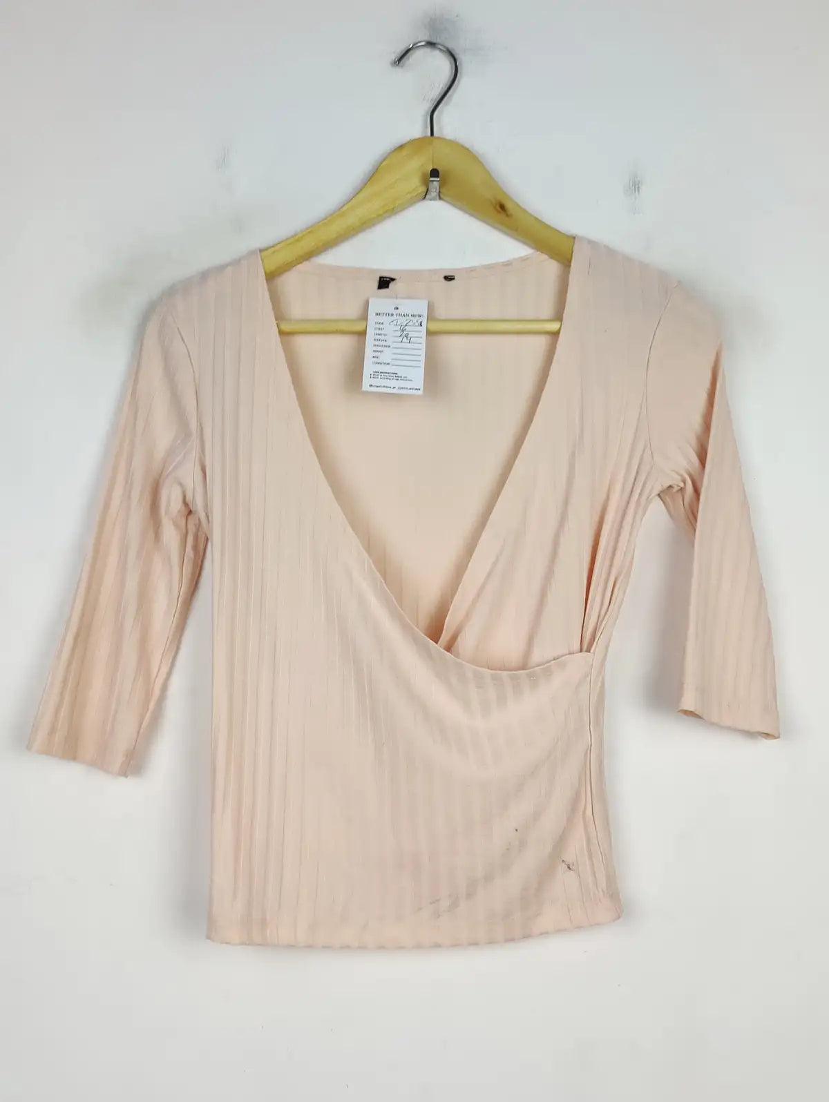 Buy online pre-used pre-loved 100% authentic & Original branded Unknown Brand (CT-2358) available in Pakistan. Top international brands avilable.
